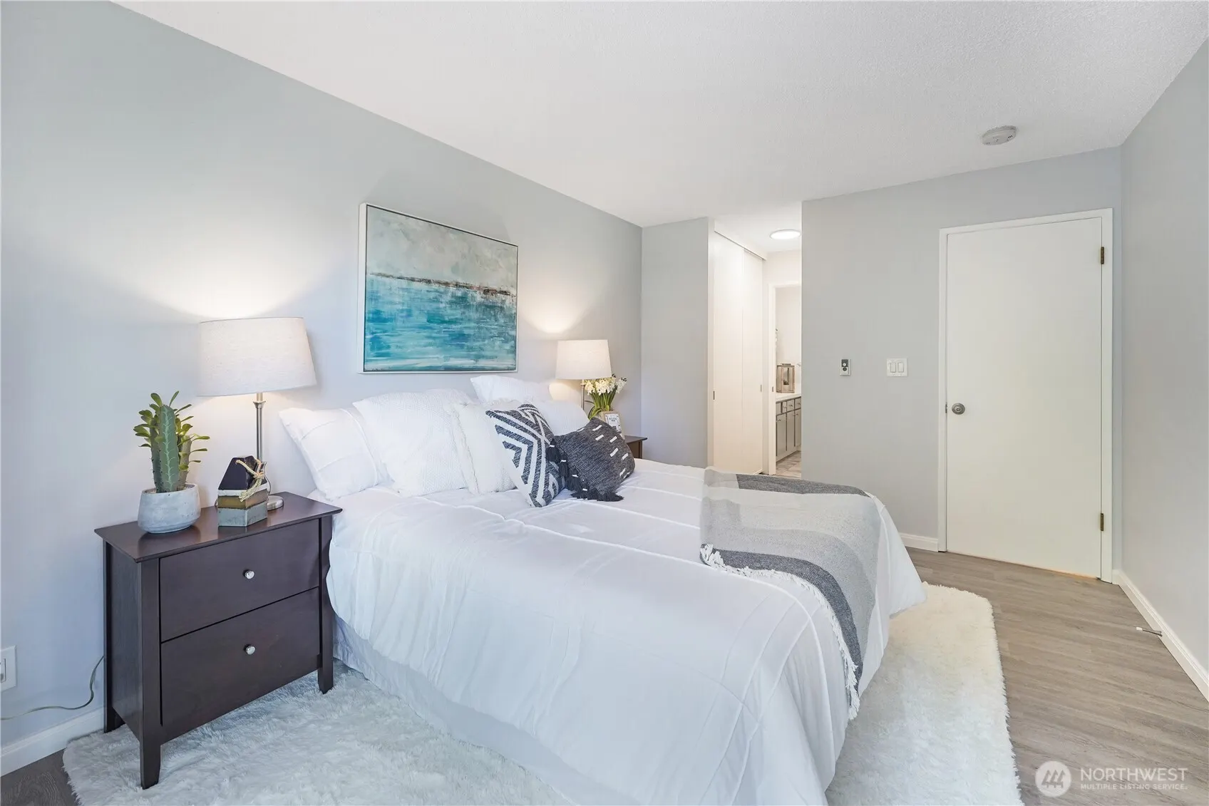 13229 Linden Avenue N #402B, Seattle, WA 98133-7565