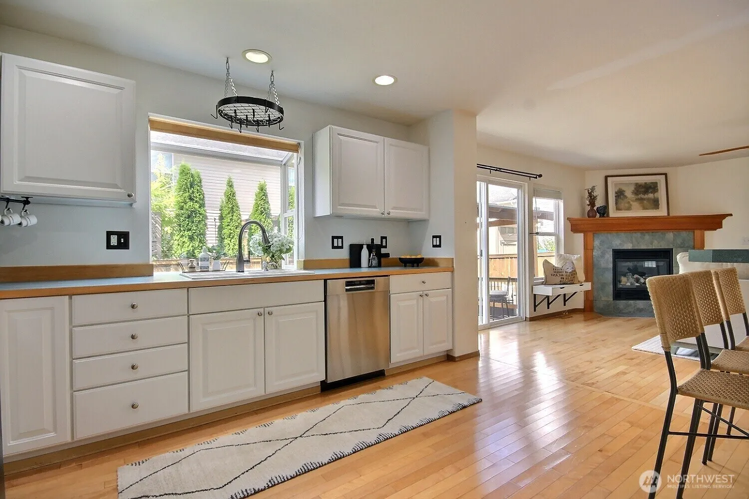 177 Glennwood Avenue SE, Renton, WA 98056