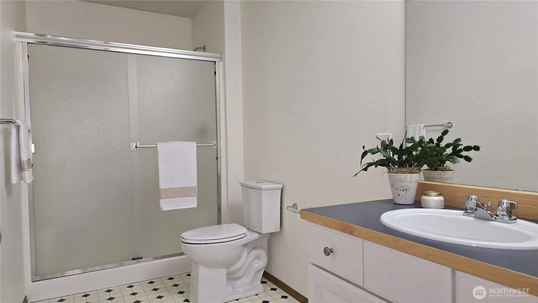 177 Glennwood Avenue SE, Renton, WA 98056