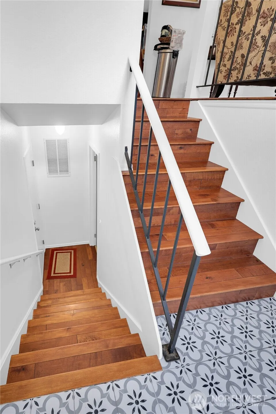 14248 92nd Place NE, Kirkland, WA 98034