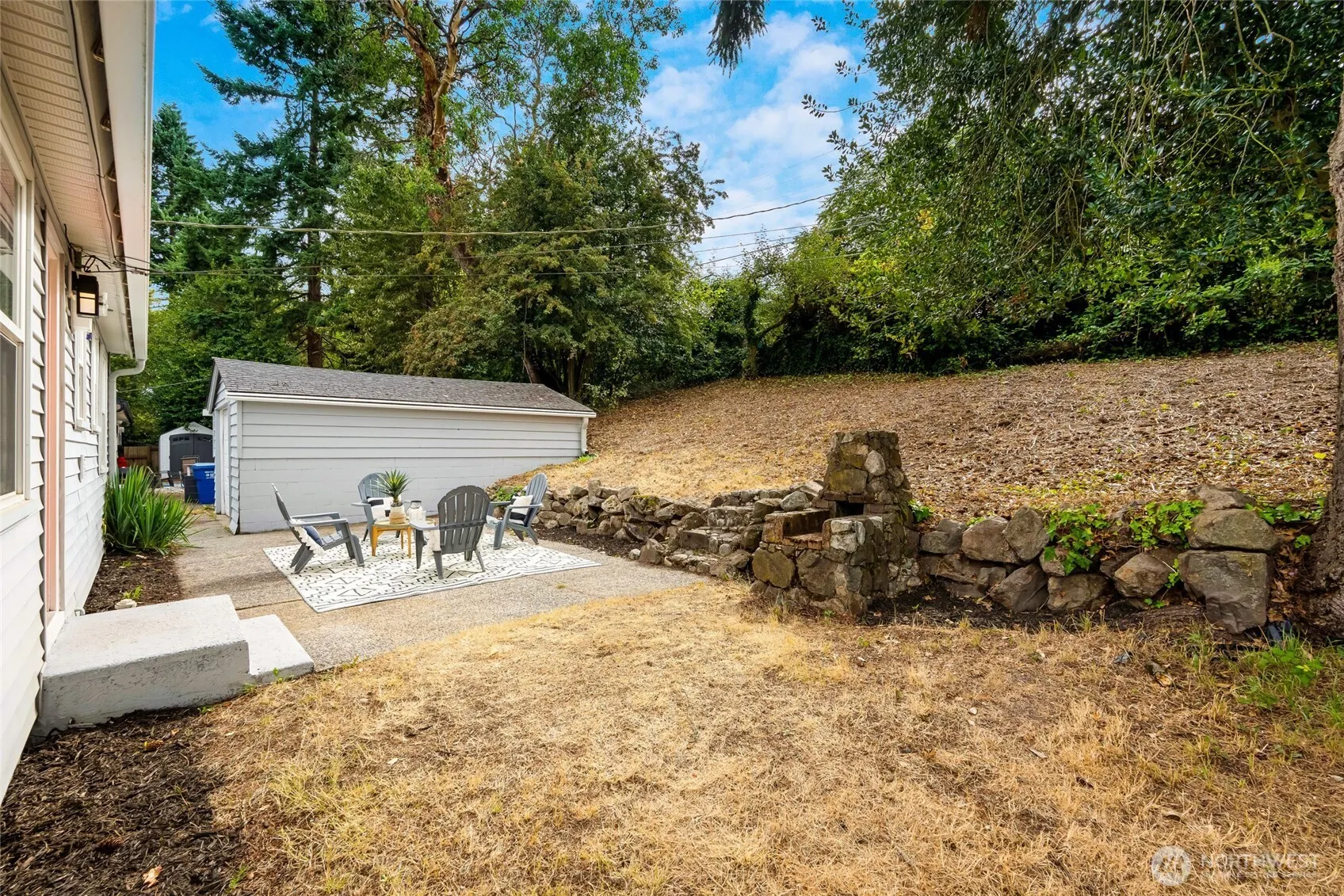 9819 32nd Ave SW, Seattle, WA 98126