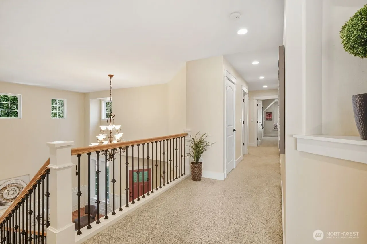 11609 NE 111th Street , Kirkland, WA 98033