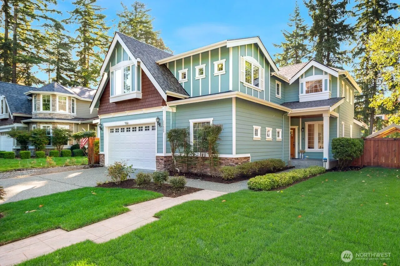11609 NE 111th Street , Kirkland, WA 98033