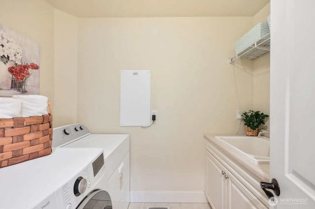 11609 NE 111th Street , Kirkland, WA 98033
