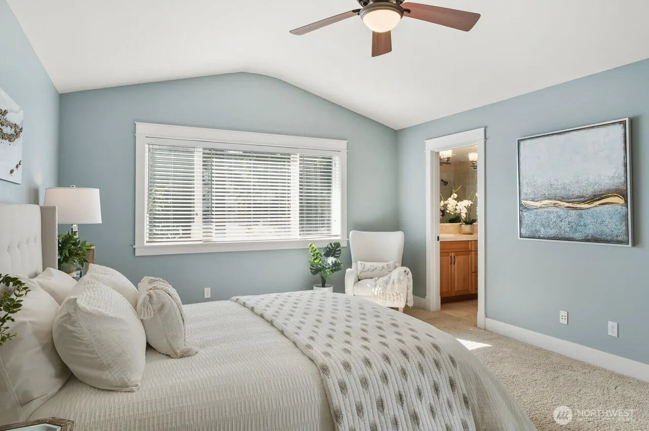 11609 NE 111th Street , Kirkland, WA 98033