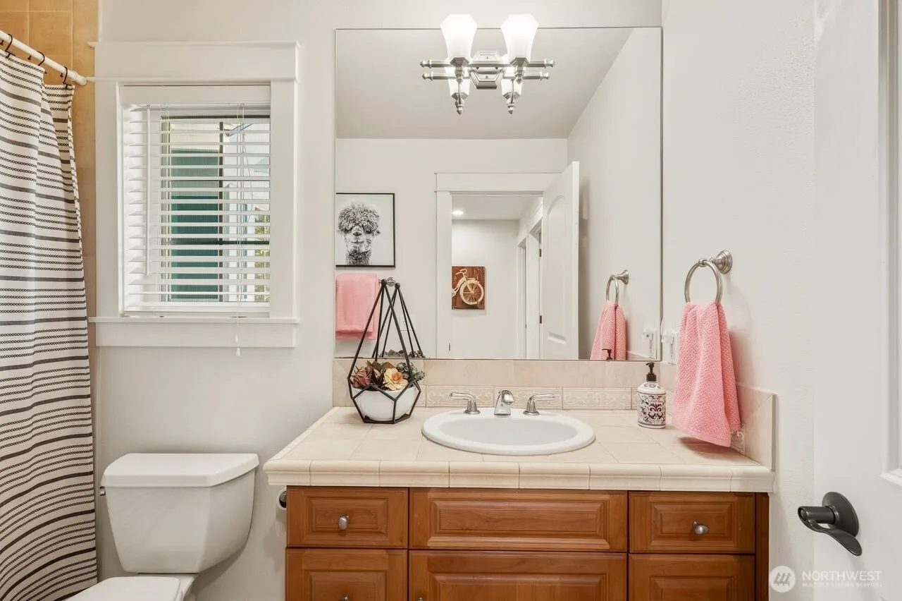 11609 NE 111th Street , Kirkland, WA 98033