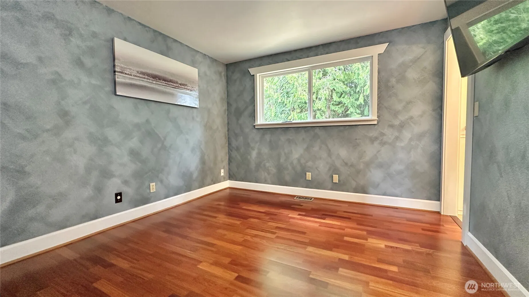 2830 216th Avenue SE, Sammamish, WA 98075