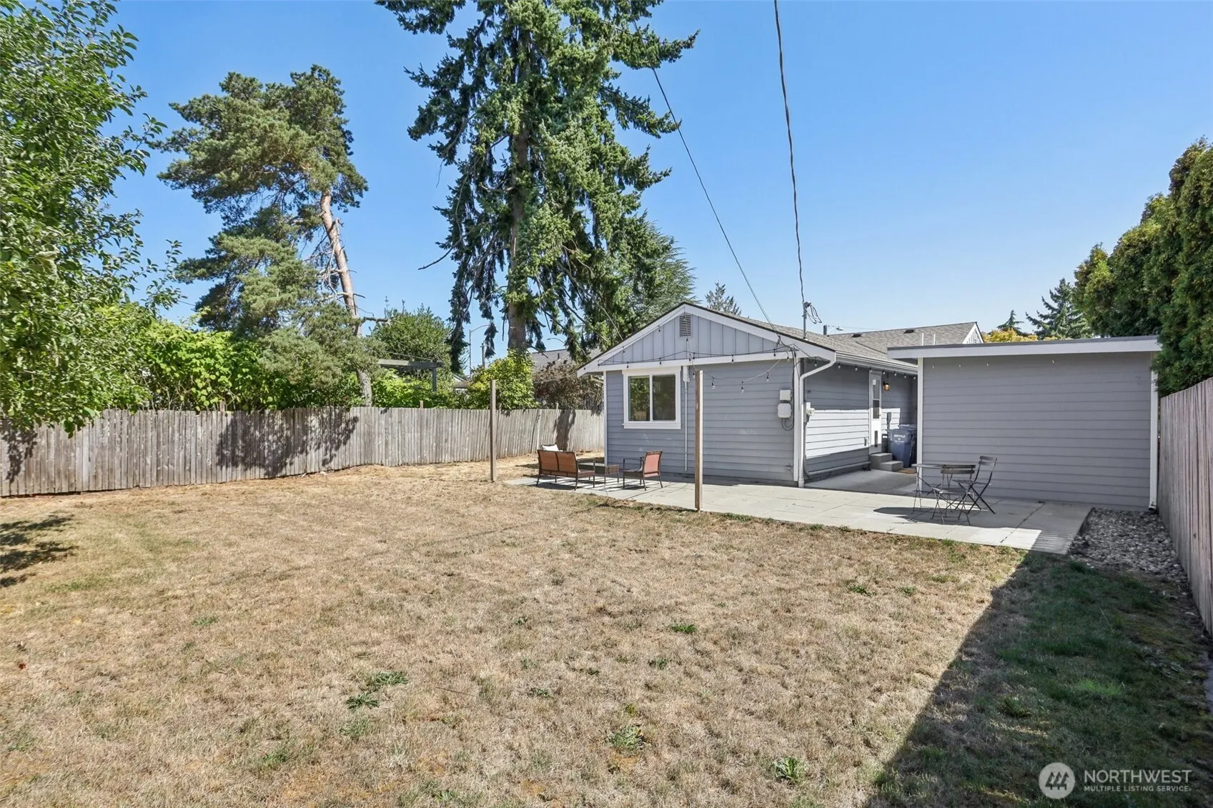 9215 30th Ave SW, Seattle, WA 98126