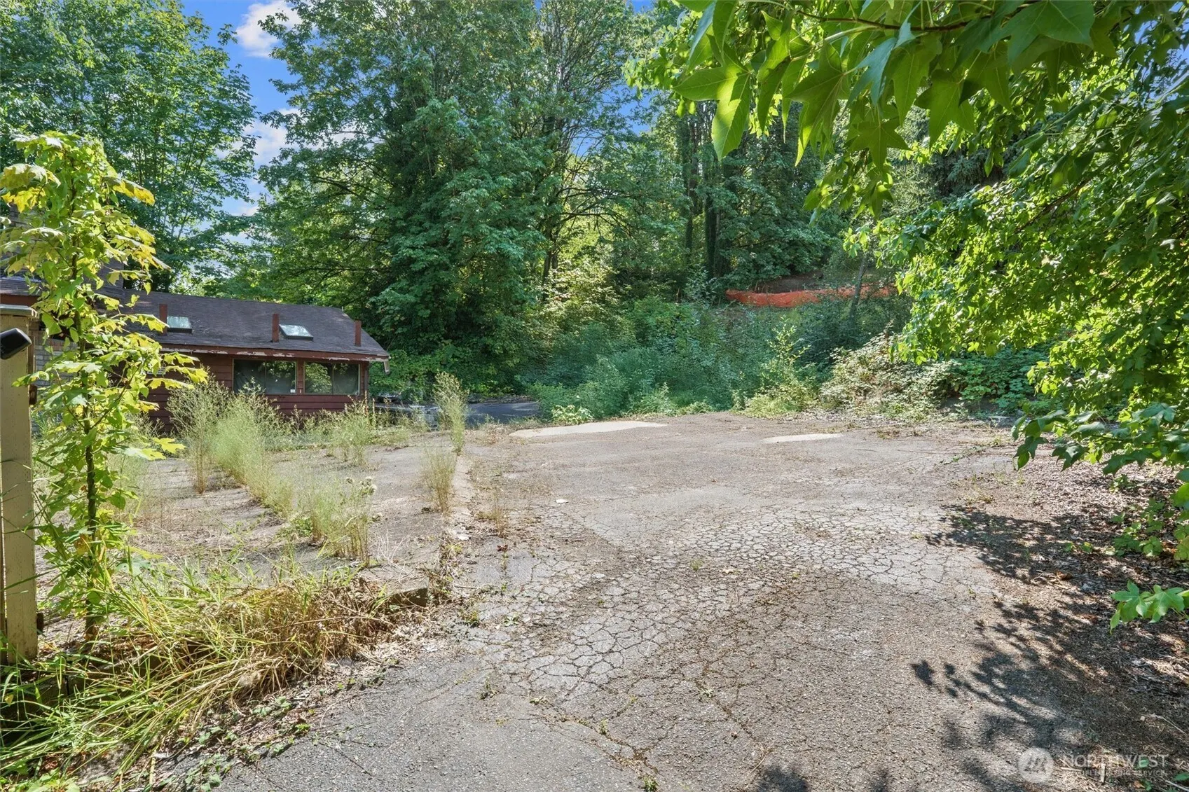 12455 NE 173rd Place , Woodinville, WA 98072