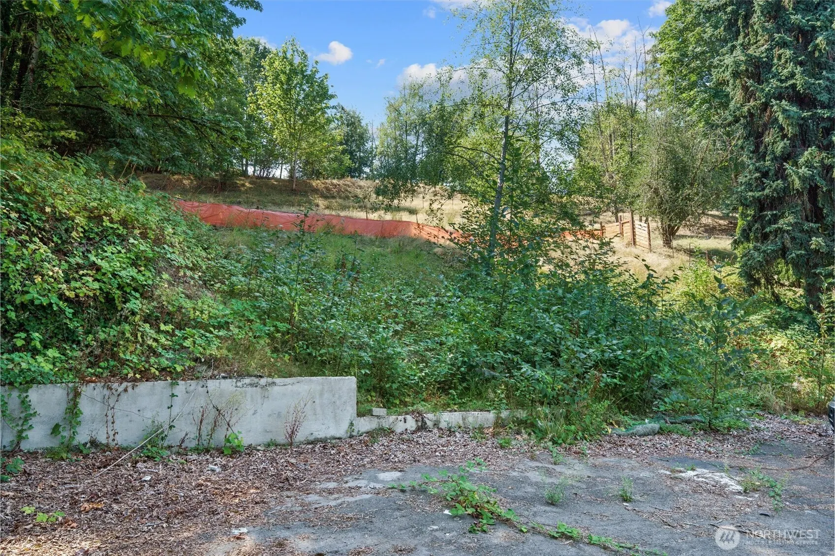 12455 NE 173rd Place , Woodinville, WA 98072