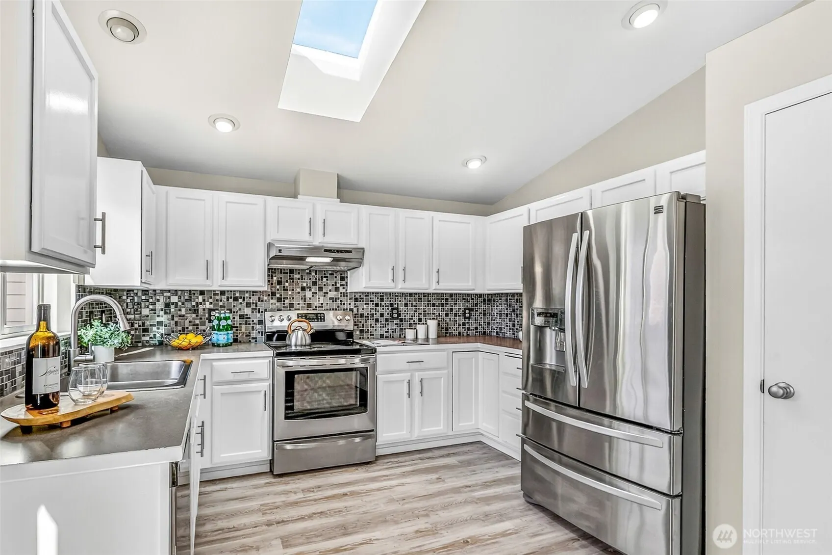 3918 152nd Place SE, Bothell, WA 98012