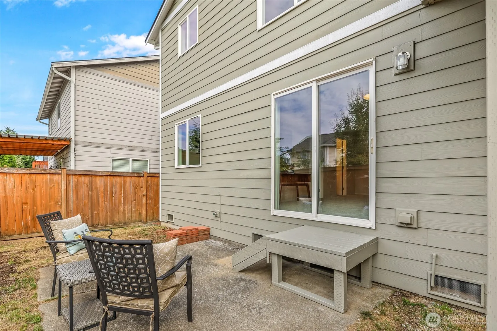 3918 152nd Place SE, Bothell, WA 98012