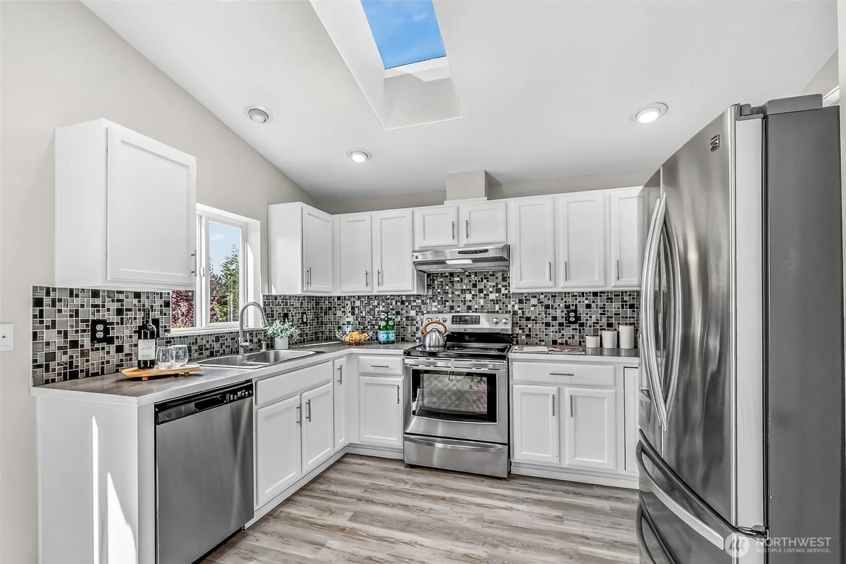 3918 152nd Place SE, Bothell, WA 98012
