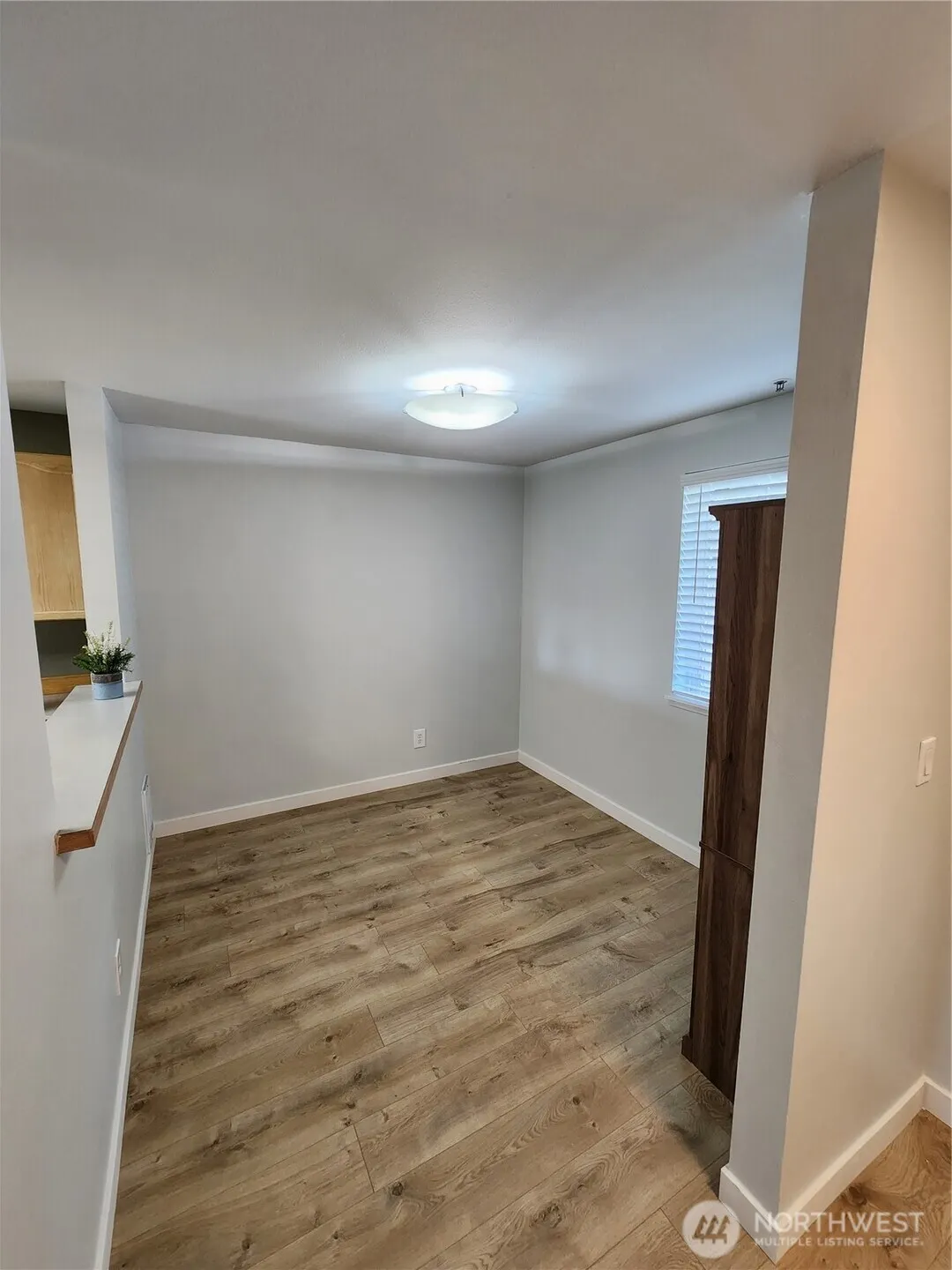 901 Sunset Boulevard NE #210, Renton, WA 98056