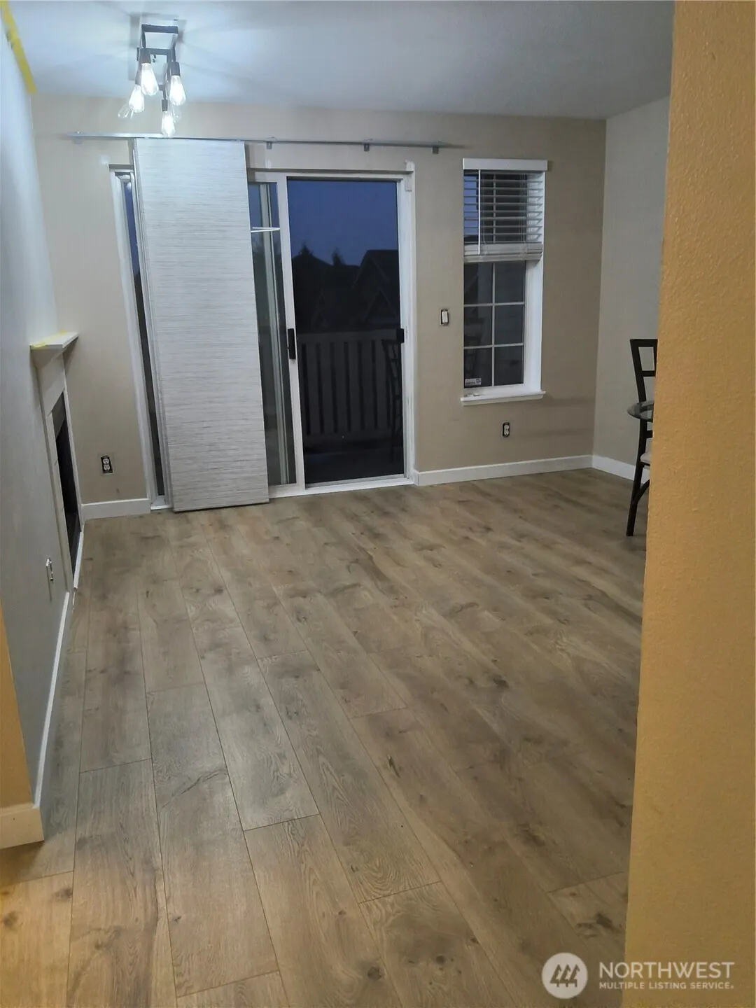901 Sunset Boulevard NE #210, Renton, WA 98056