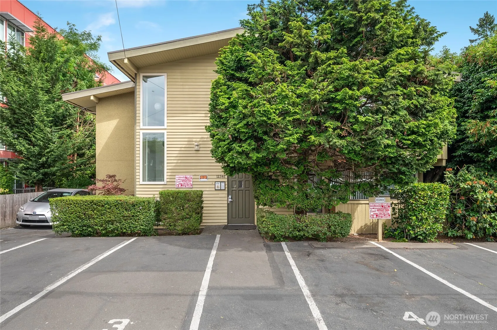 12348 33rd Avenue NE, Seattle, WA 98125