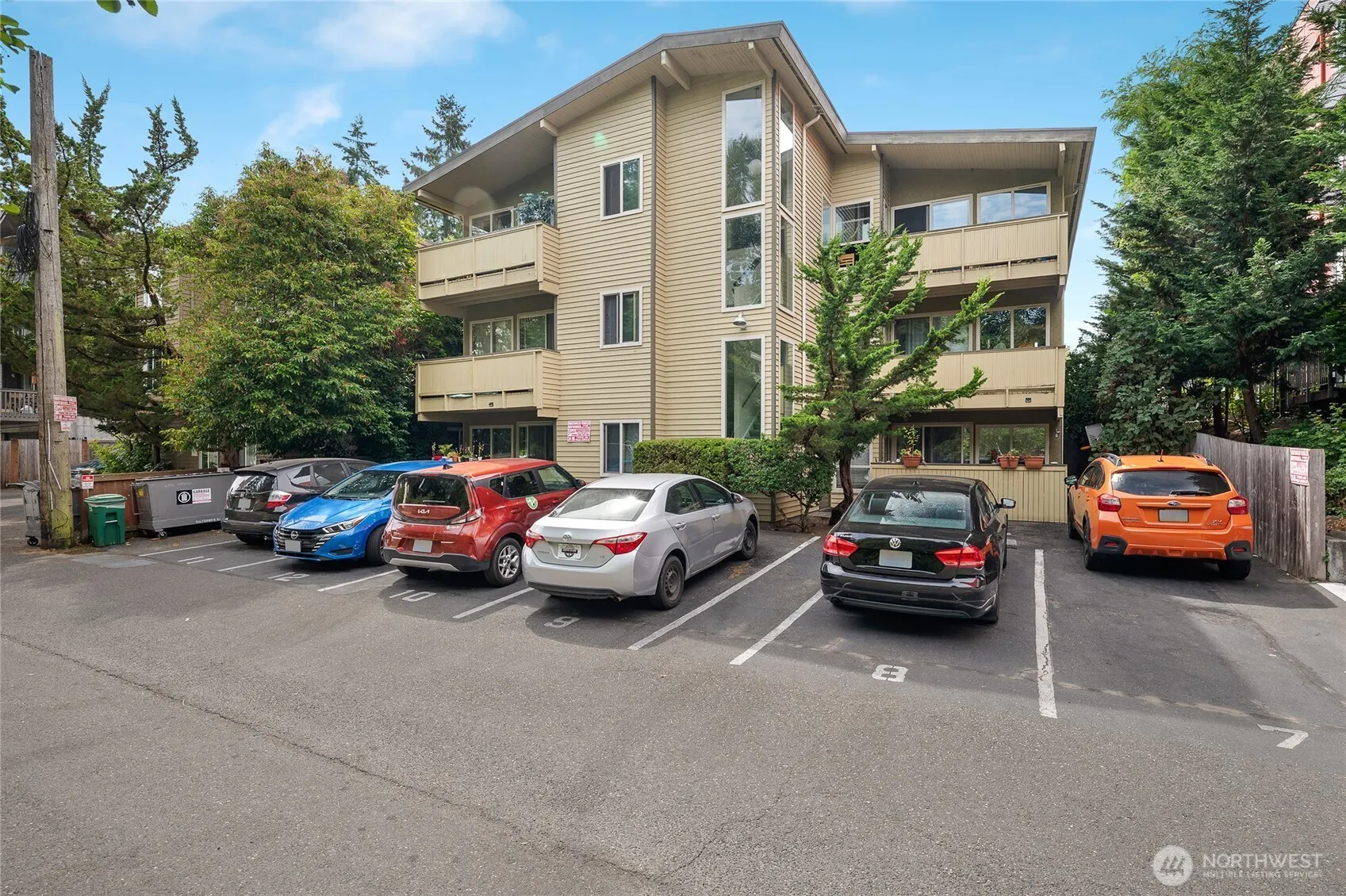 12348 33rd Avenue NE, Seattle, WA 98125