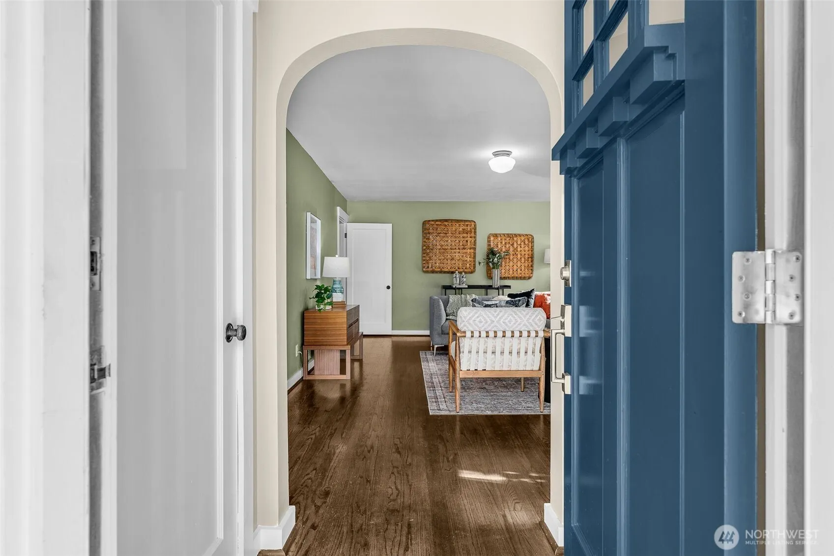 3759 SW Grayson Street , Seattle, WA 98126