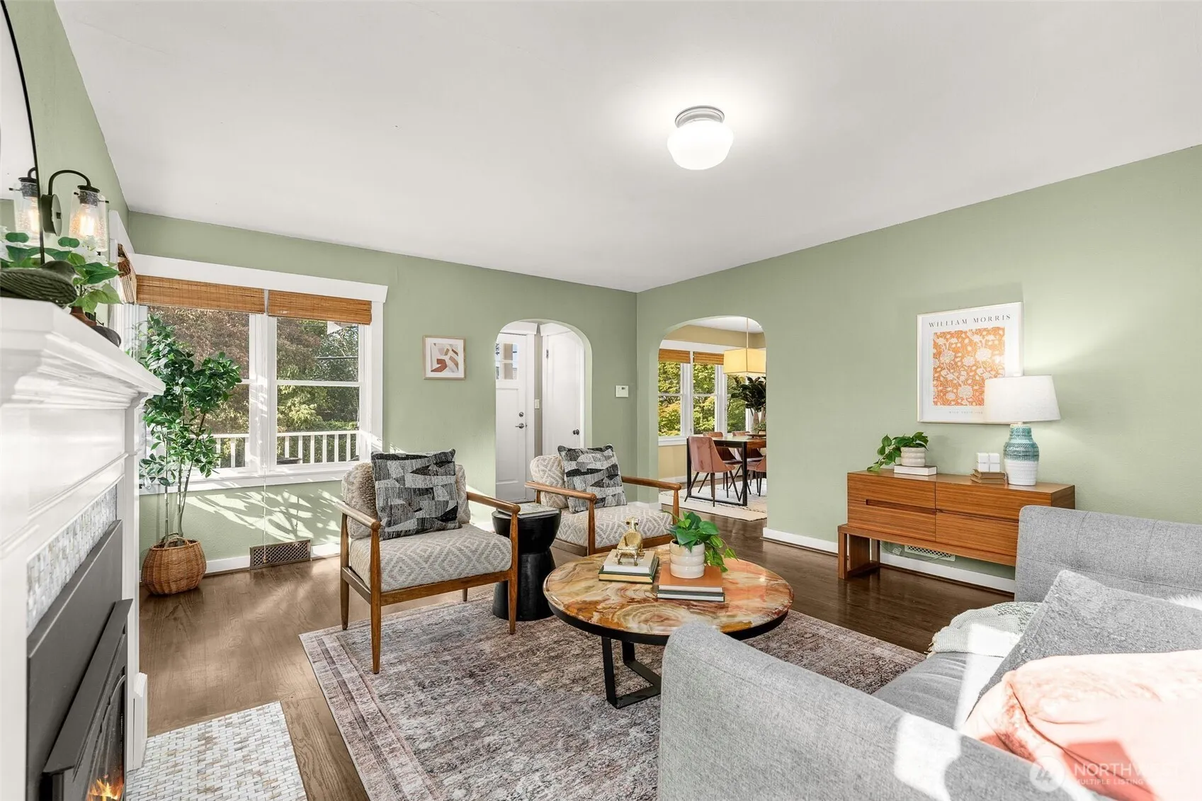3759 SW Grayson Street , Seattle, WA 98126