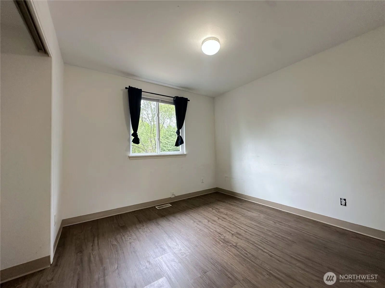 4008 NE 57th Street , Seattle, WA 98105