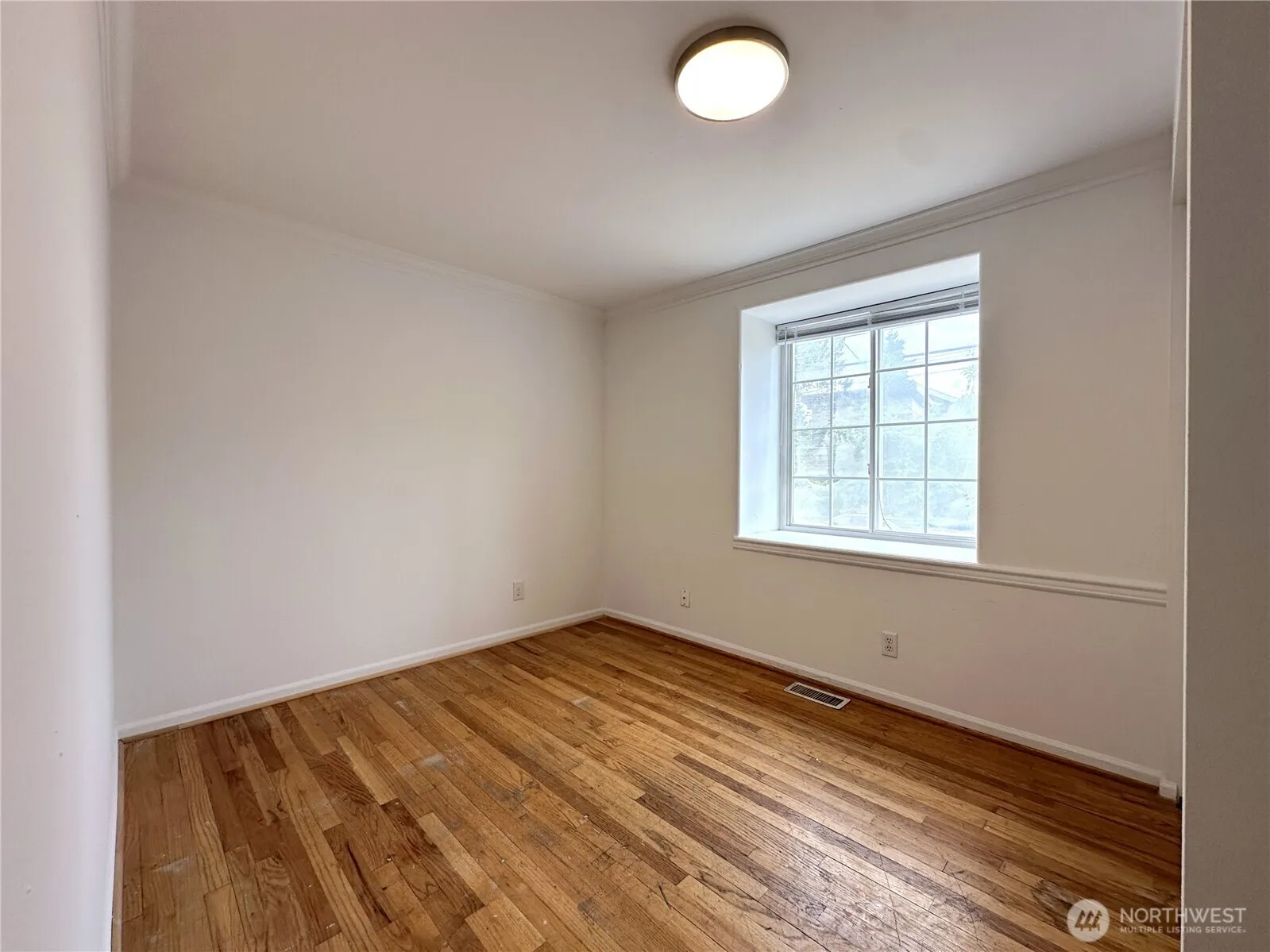 4008 NE 57th Street , Seattle, WA 98105
