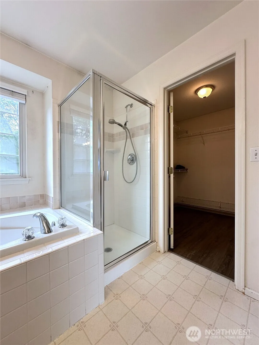 4008 NE 57th Street , Seattle, WA 98105