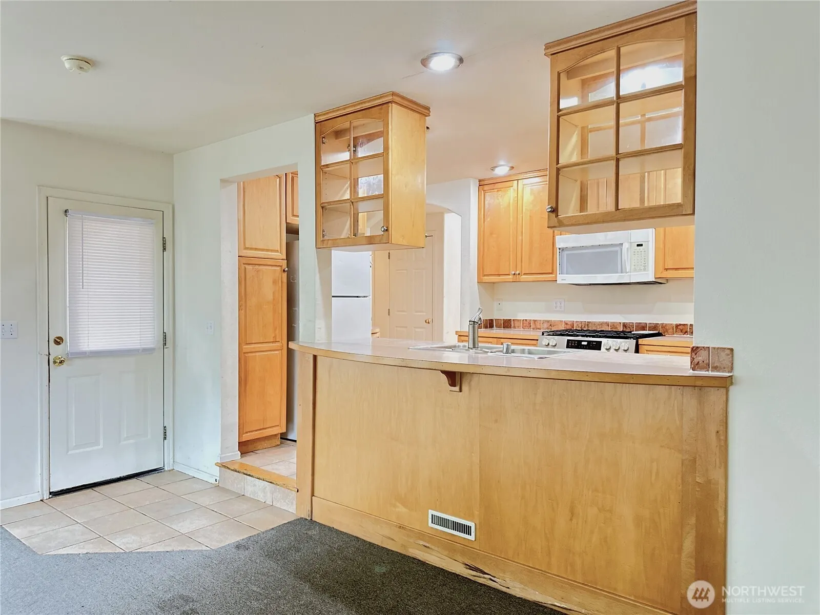 4008 NE 57th Street , Seattle, WA 98105