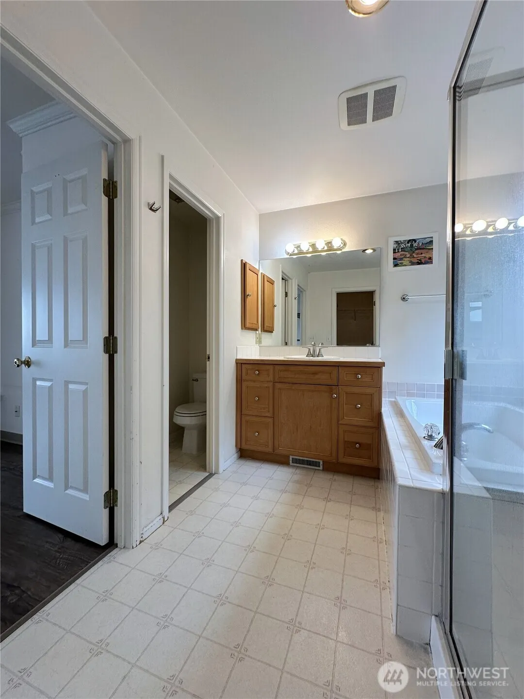 4008 NE 57th Street , Seattle, WA 98105