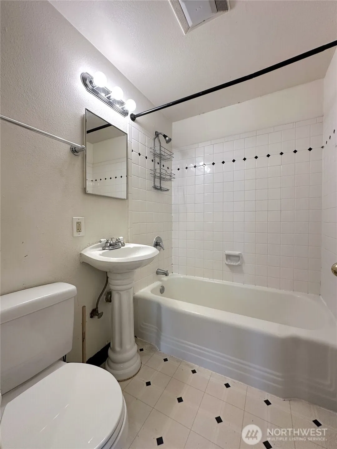 4008 NE 57th Street , Seattle, WA 98105