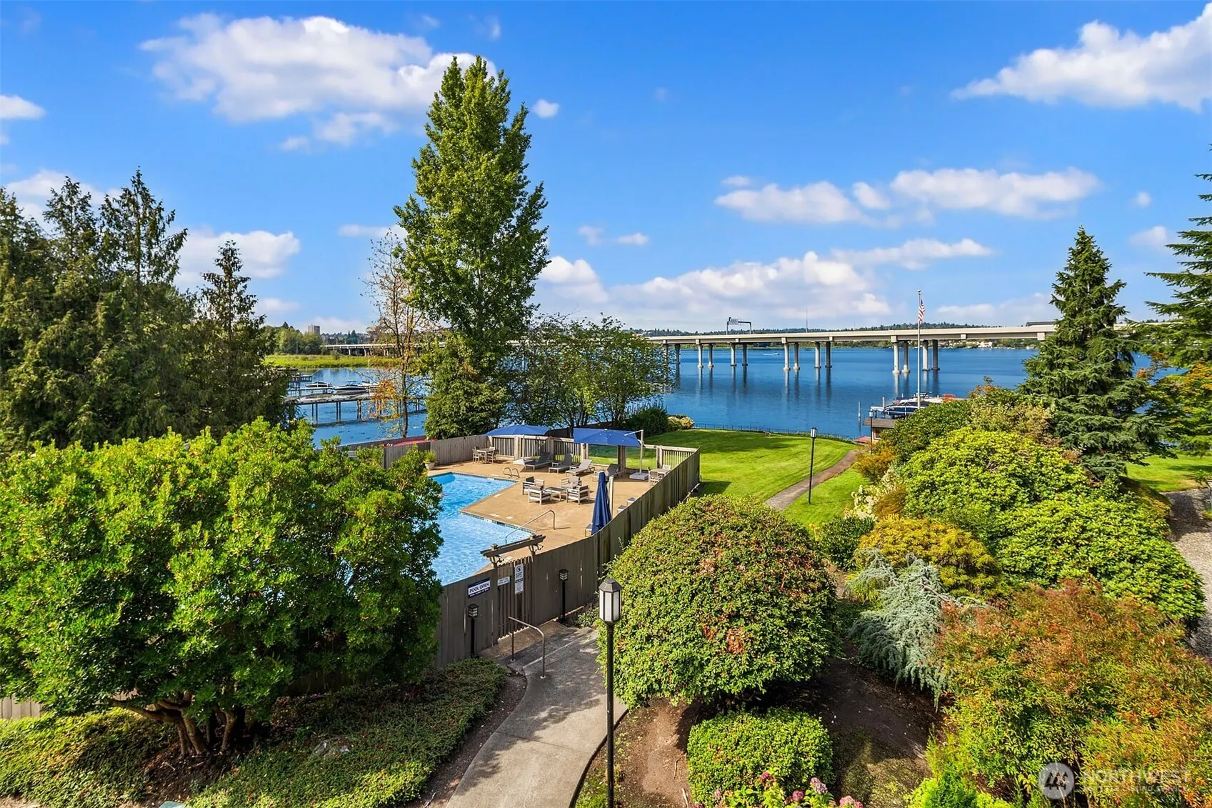 2501 Canterbury Lane E #316, Seattle, WA 98112
