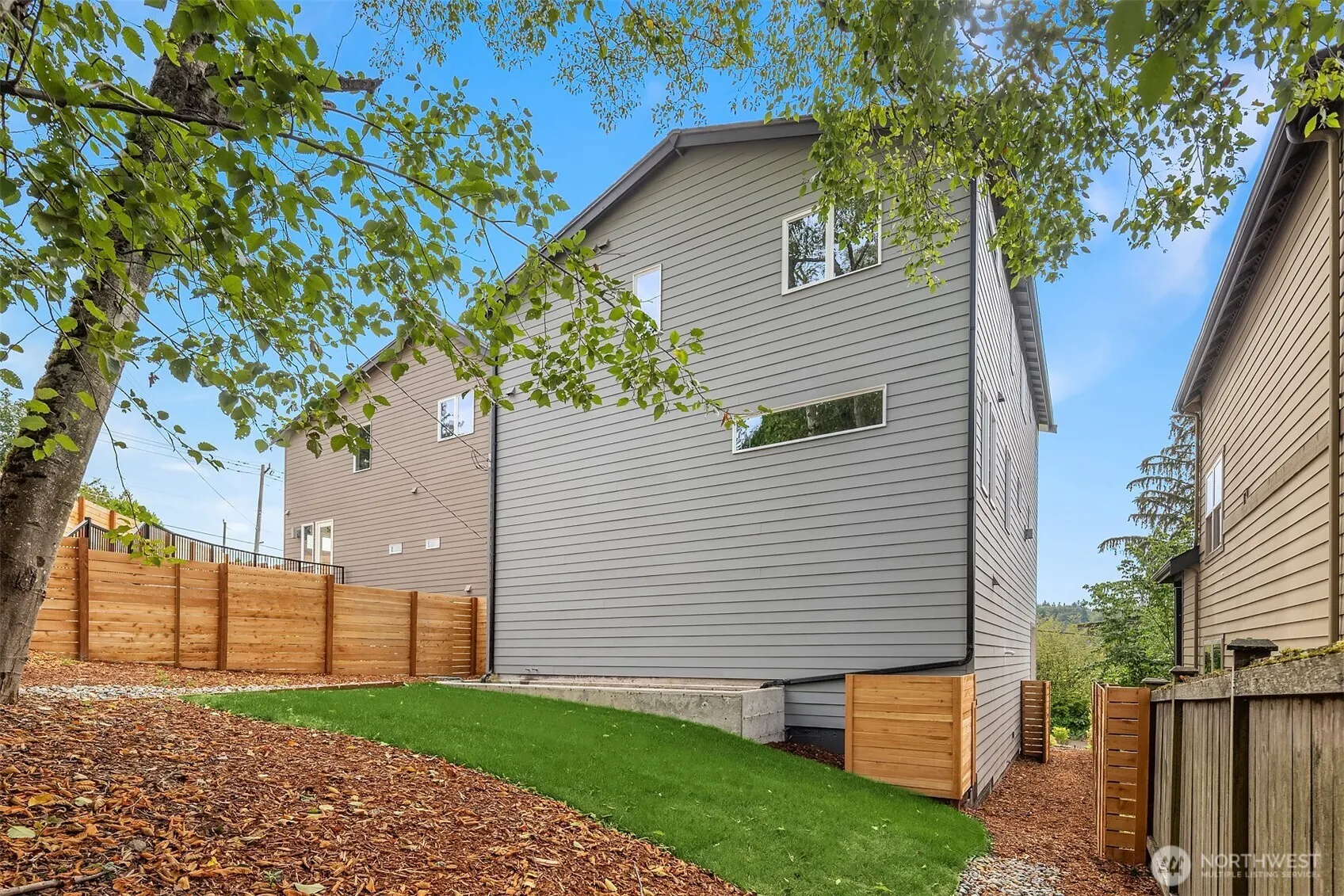4548 23rd Avenue SW, Seattle, WA 98106