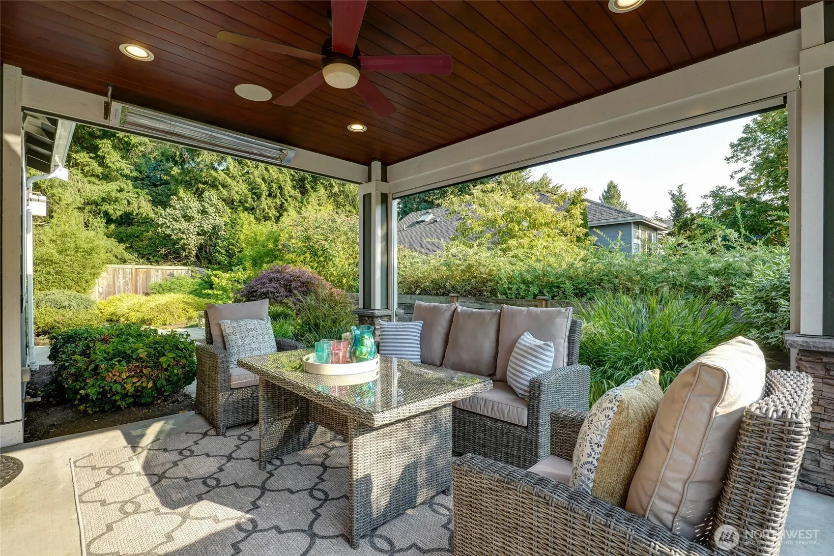 11752 82nd Avenue NE, Kirkland, WA 98034