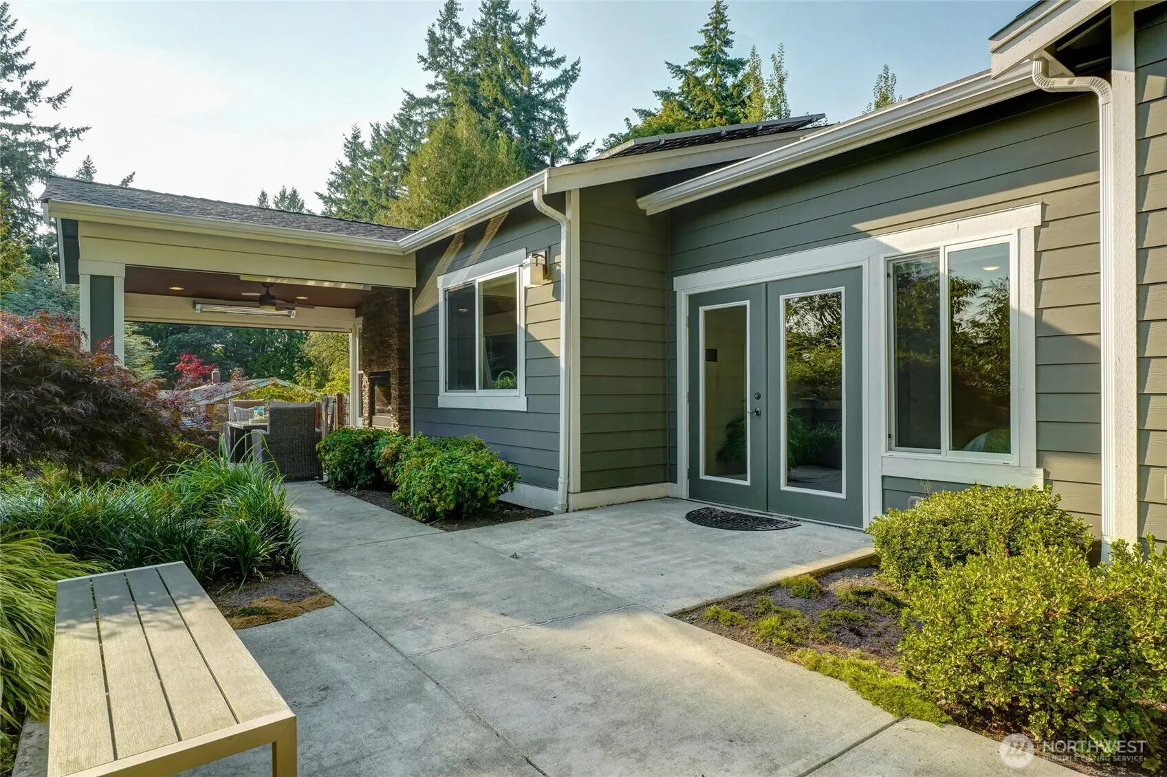 11752 82nd Avenue NE, Kirkland, WA 98034