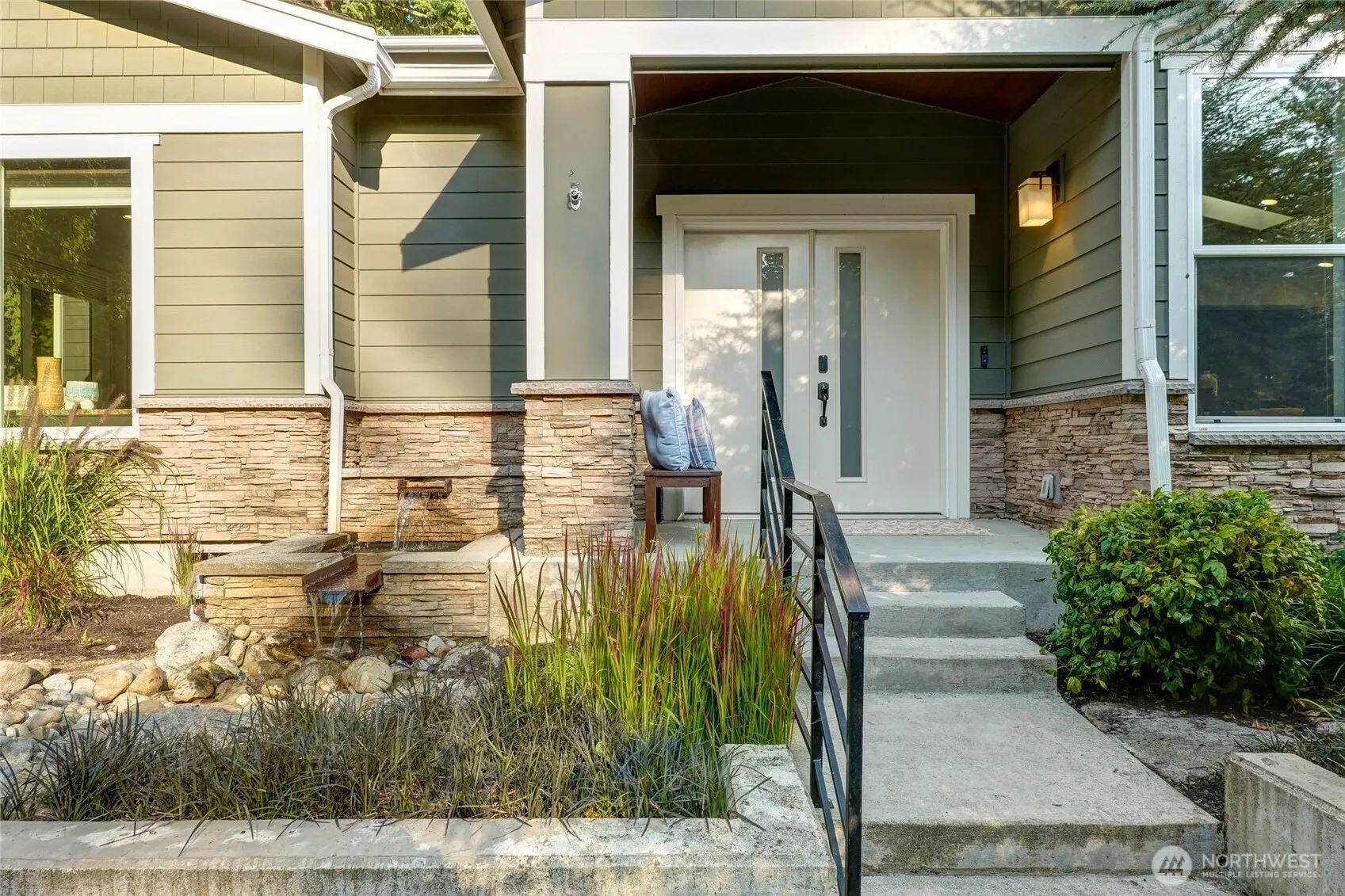 11752 82nd Avenue NE, Kirkland, WA 98034