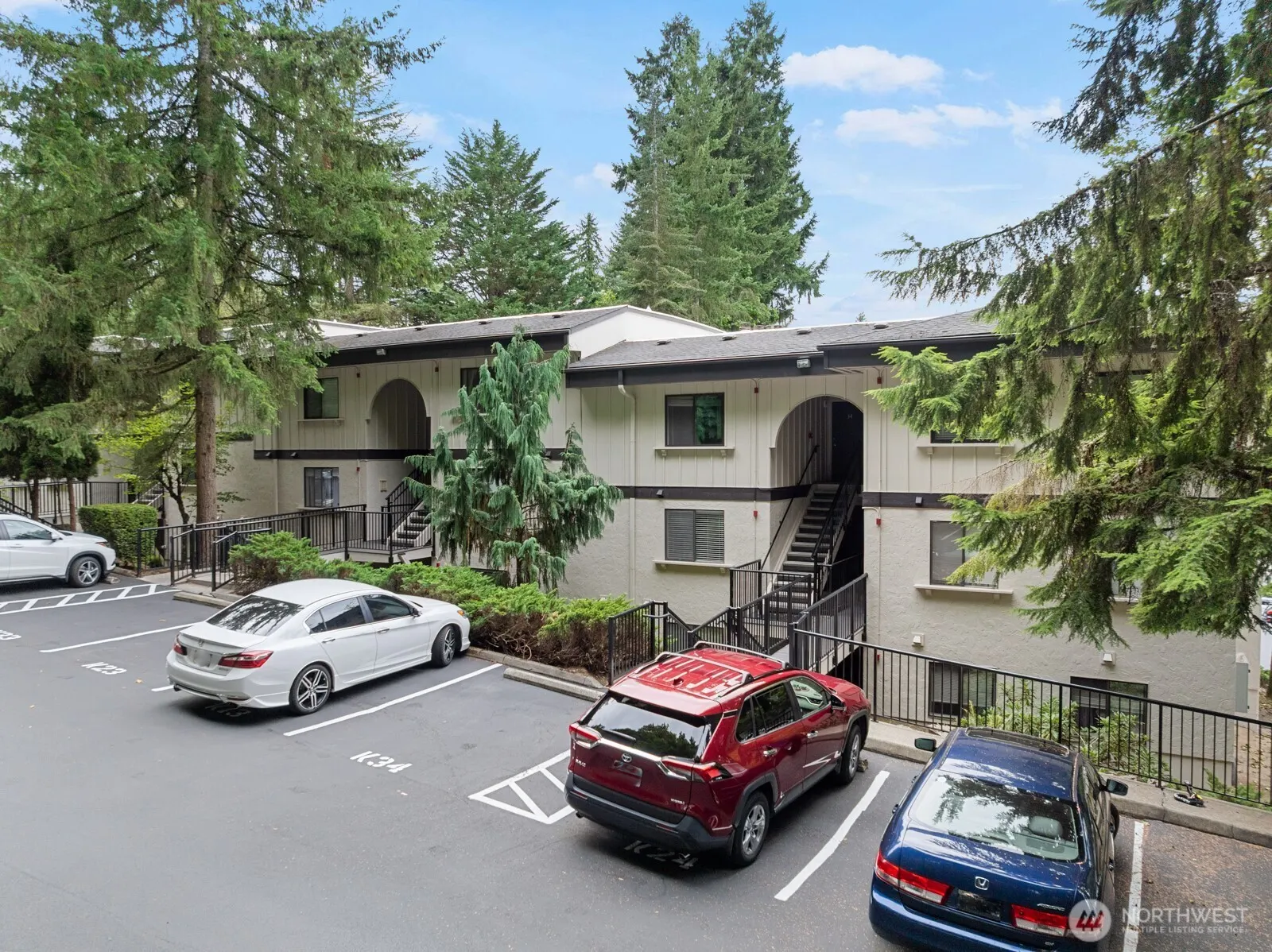 12744 NE 116th Street #K33, Kirkland, WA 98034