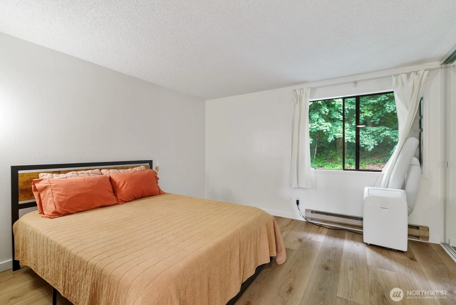 12744 NE 116th Street #K33, Kirkland, WA 98034