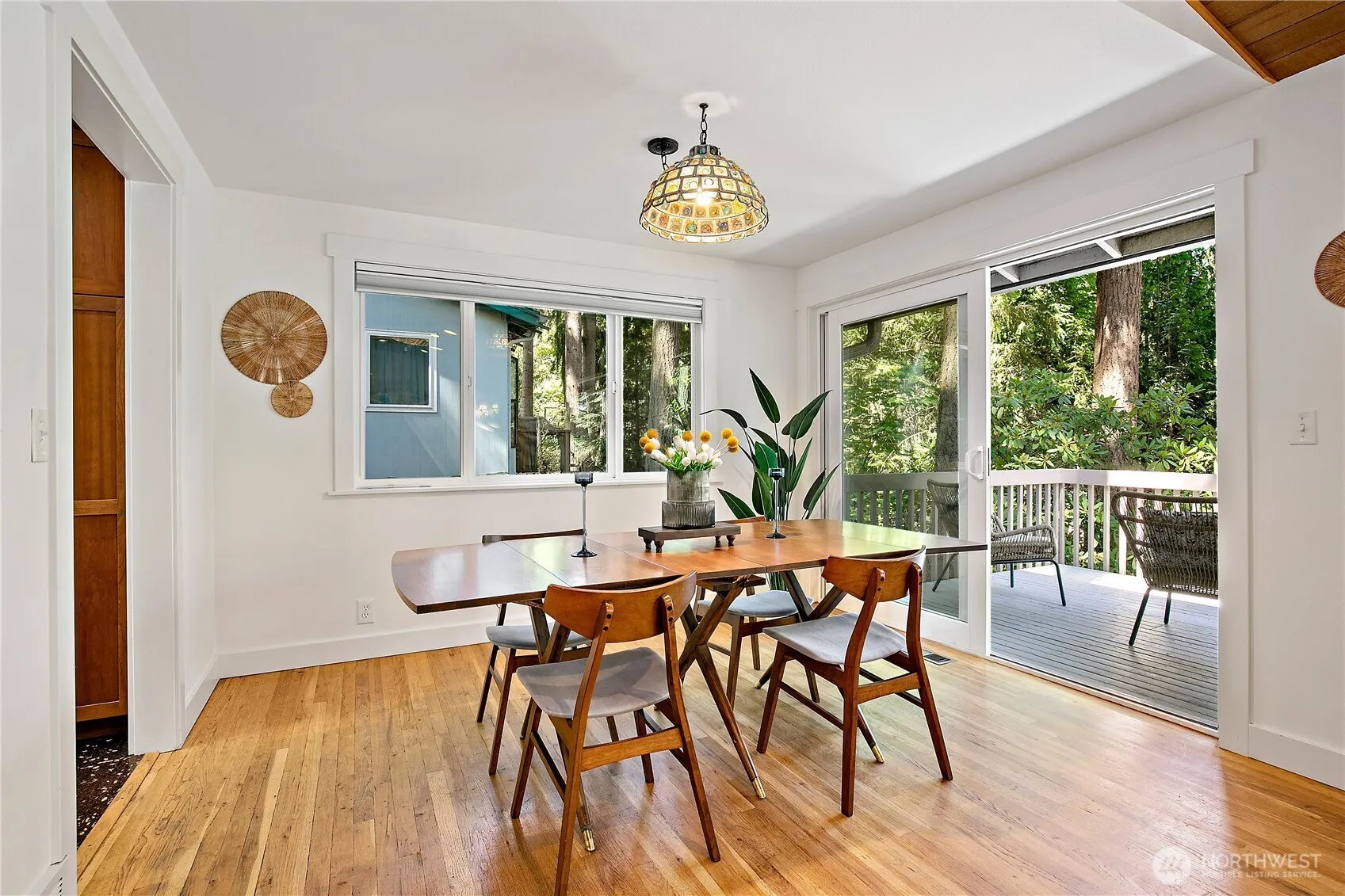 15916 SE 42nd Place , Bellevue, WA 98006