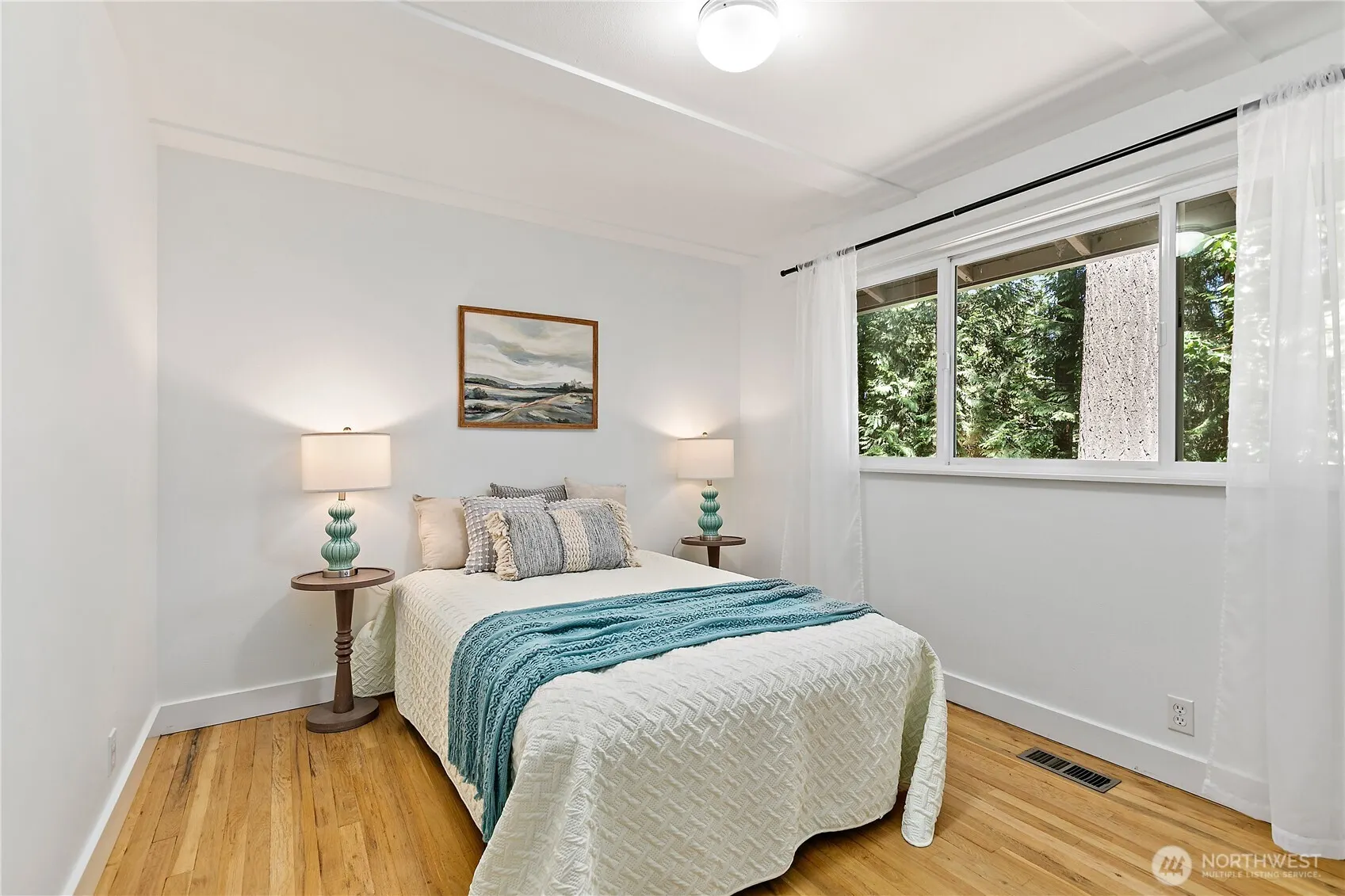 15916 SE 42nd Place , Bellevue, WA 98006