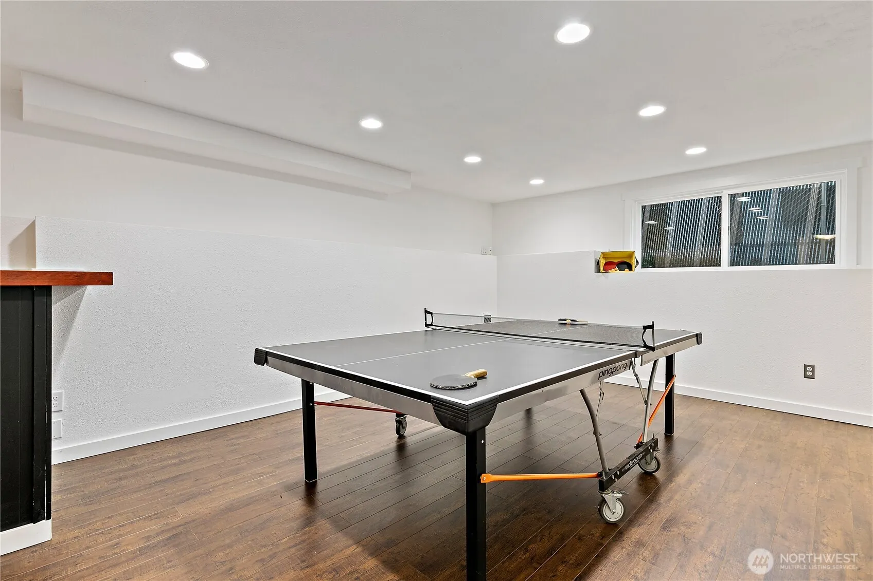 15916 SE 42nd Place , Bellevue, WA 98006