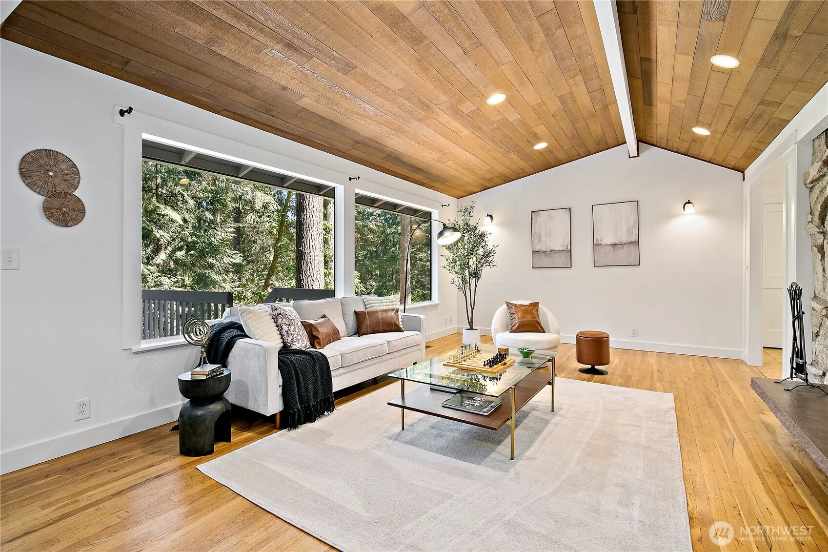 15916 SE 42nd Place , Bellevue, WA 98006