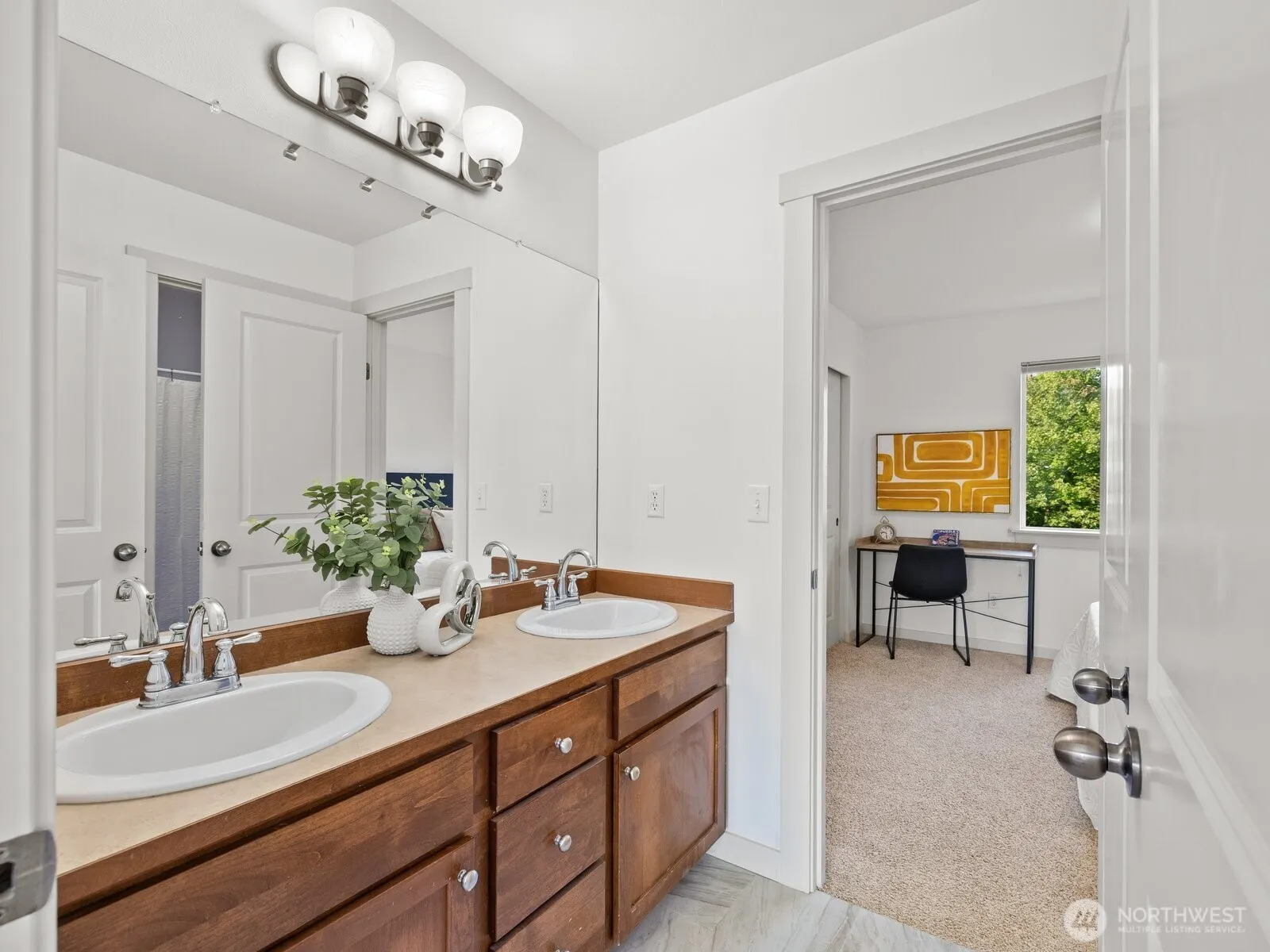10909 243rd Avenue NE, Redmond, WA 98053