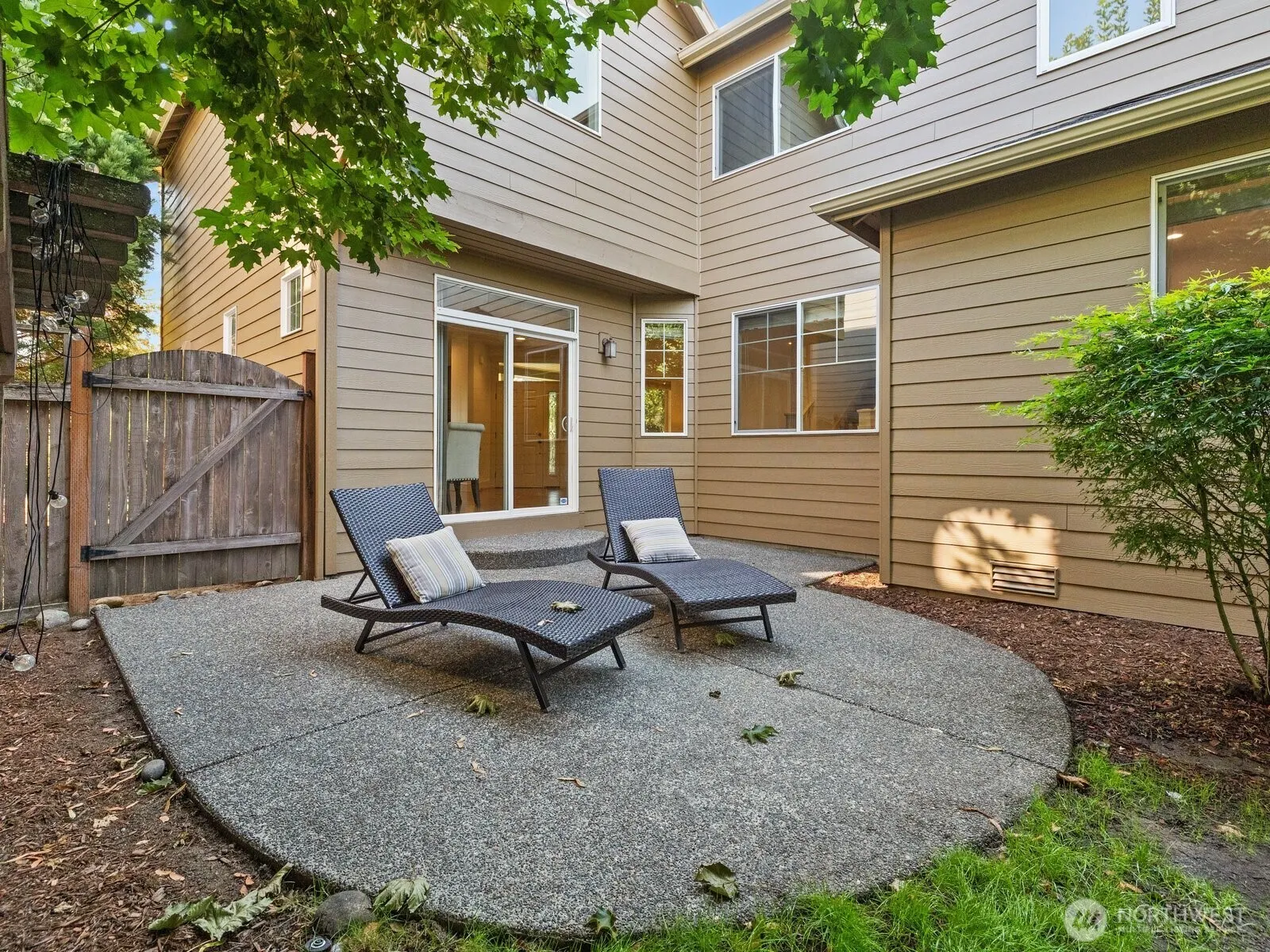 10909 243rd Avenue NE, Redmond, WA 98053