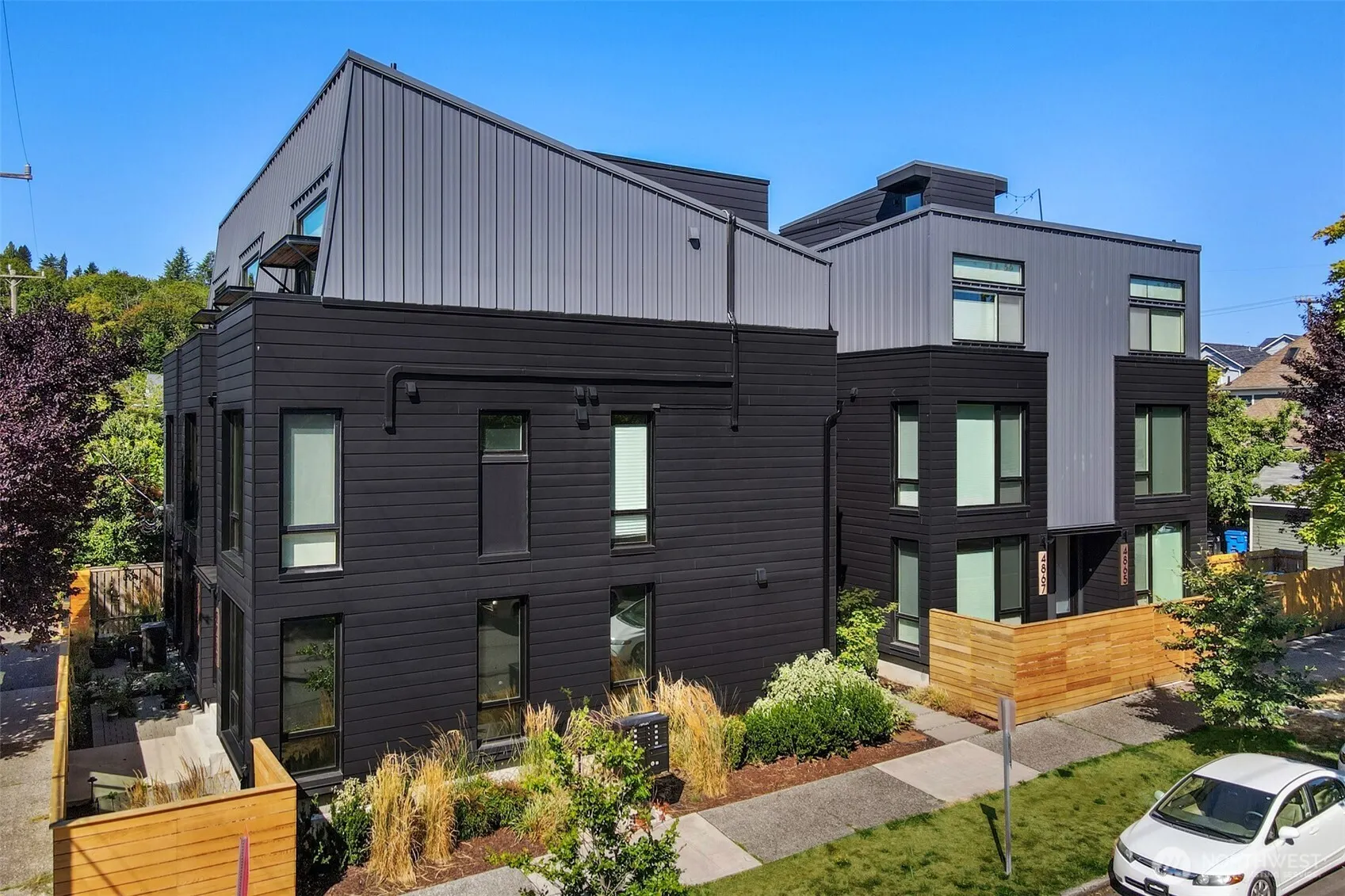 4869 35th Avenue S, Seattle, WA 98118