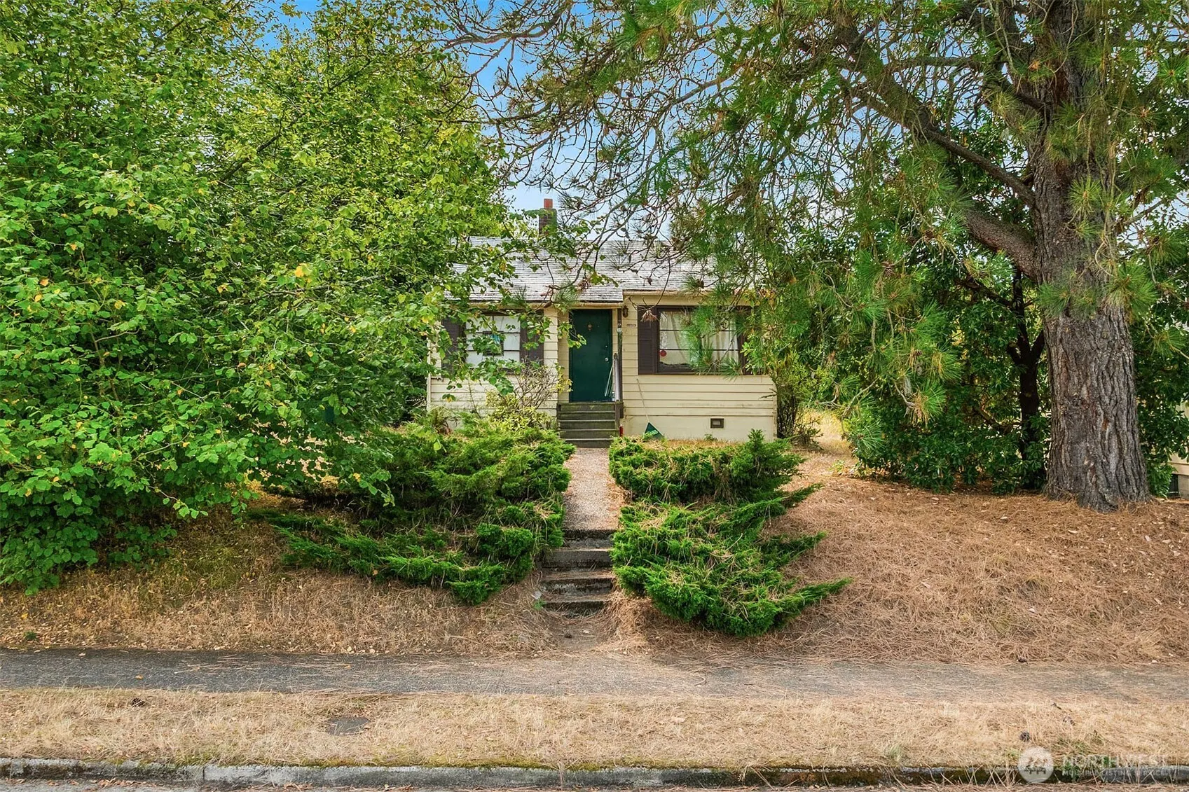 4113 SW Ida Street , Seattle, WA 98136-2153