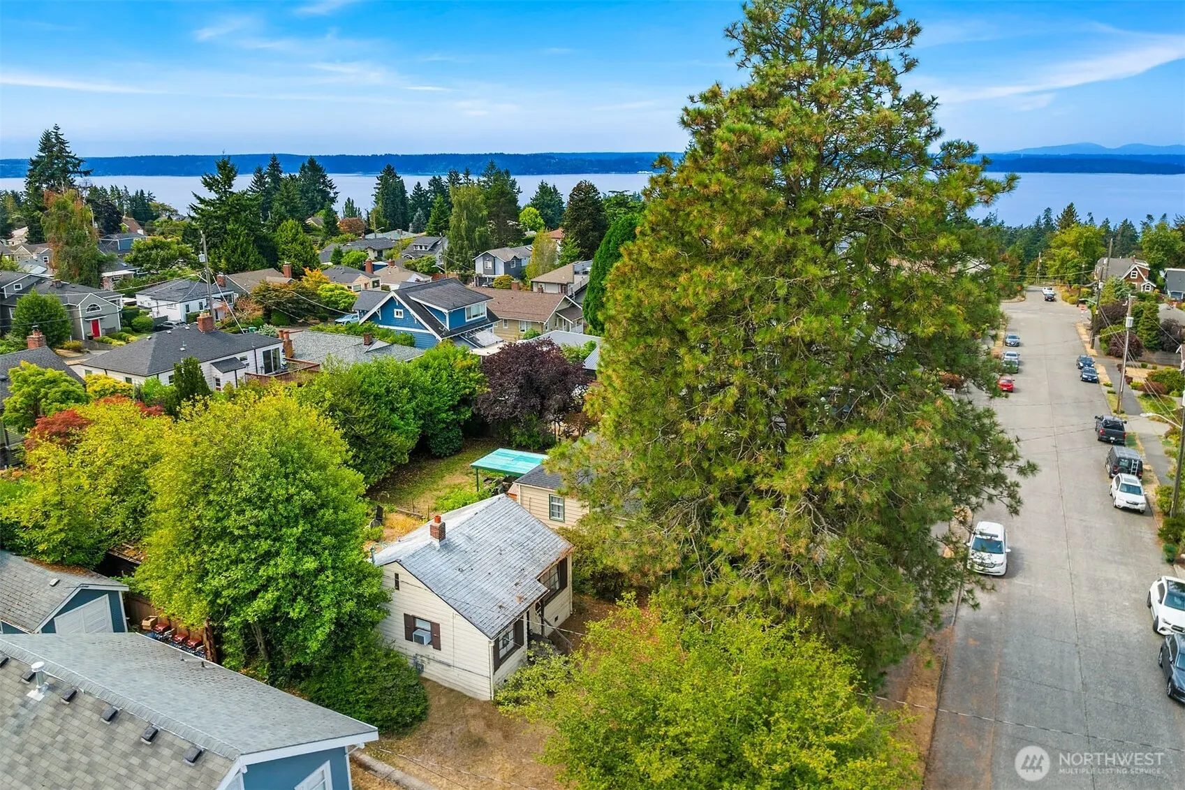 4113 SW Ida Street , Seattle, WA 98136-2153