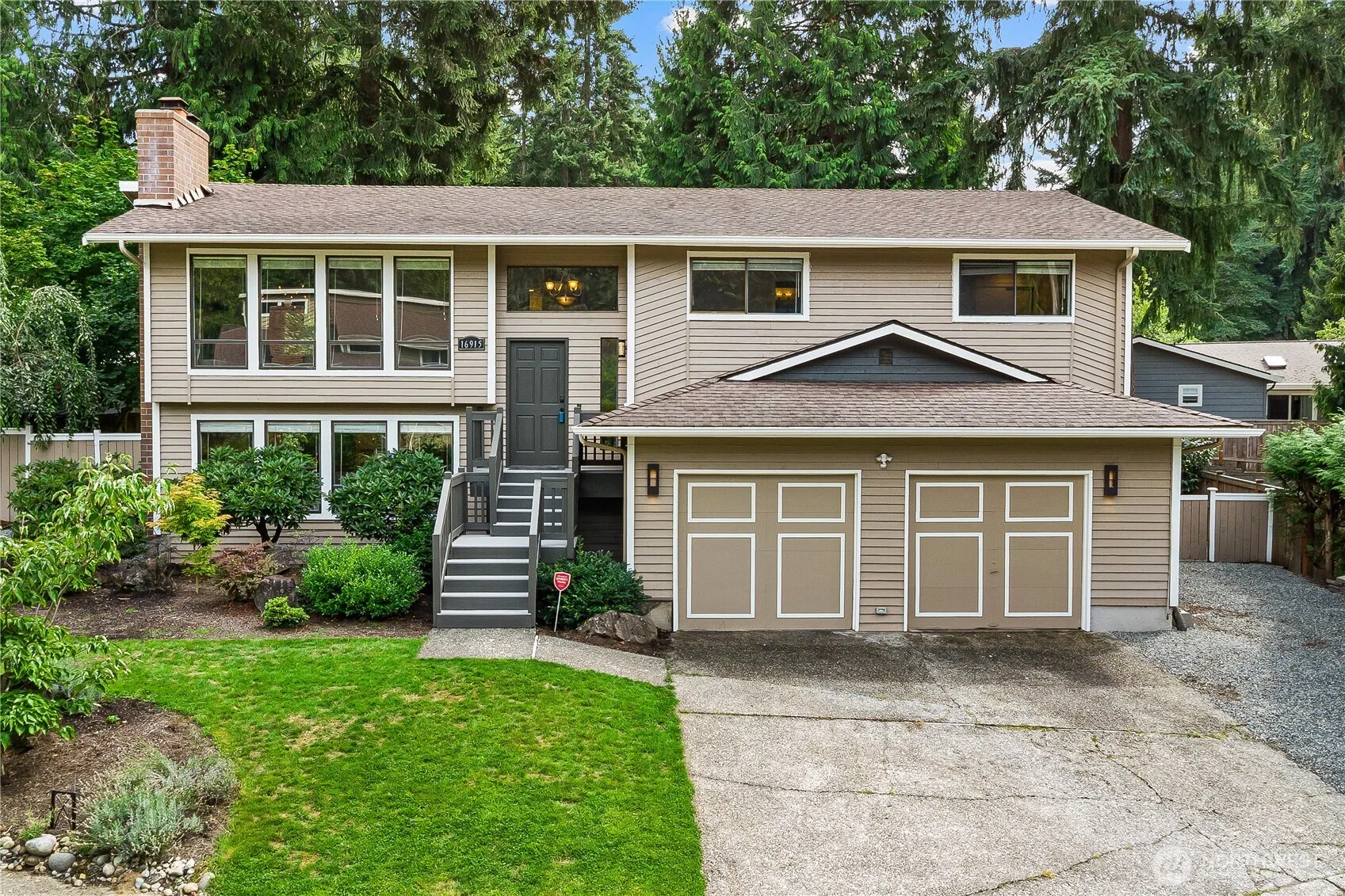 16915 NE 98th Court , Redmond, WA 98052