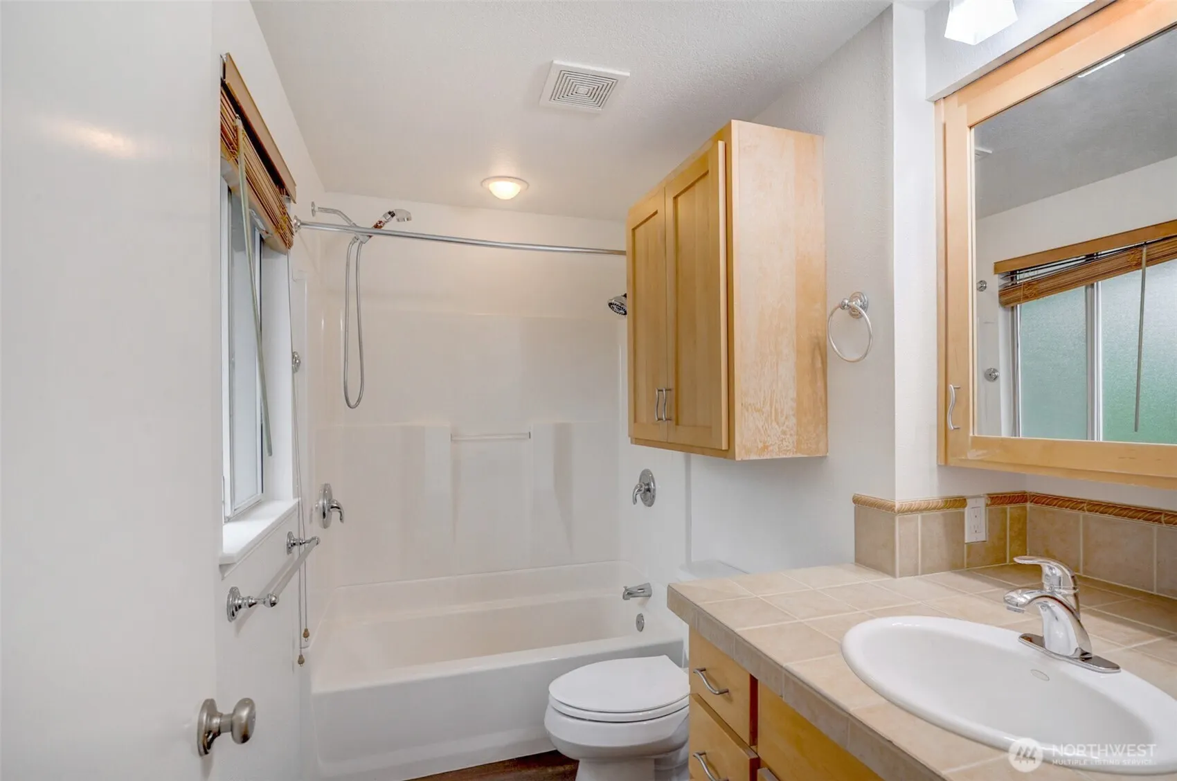 532 198th Street SE, Bothell, WA 98012