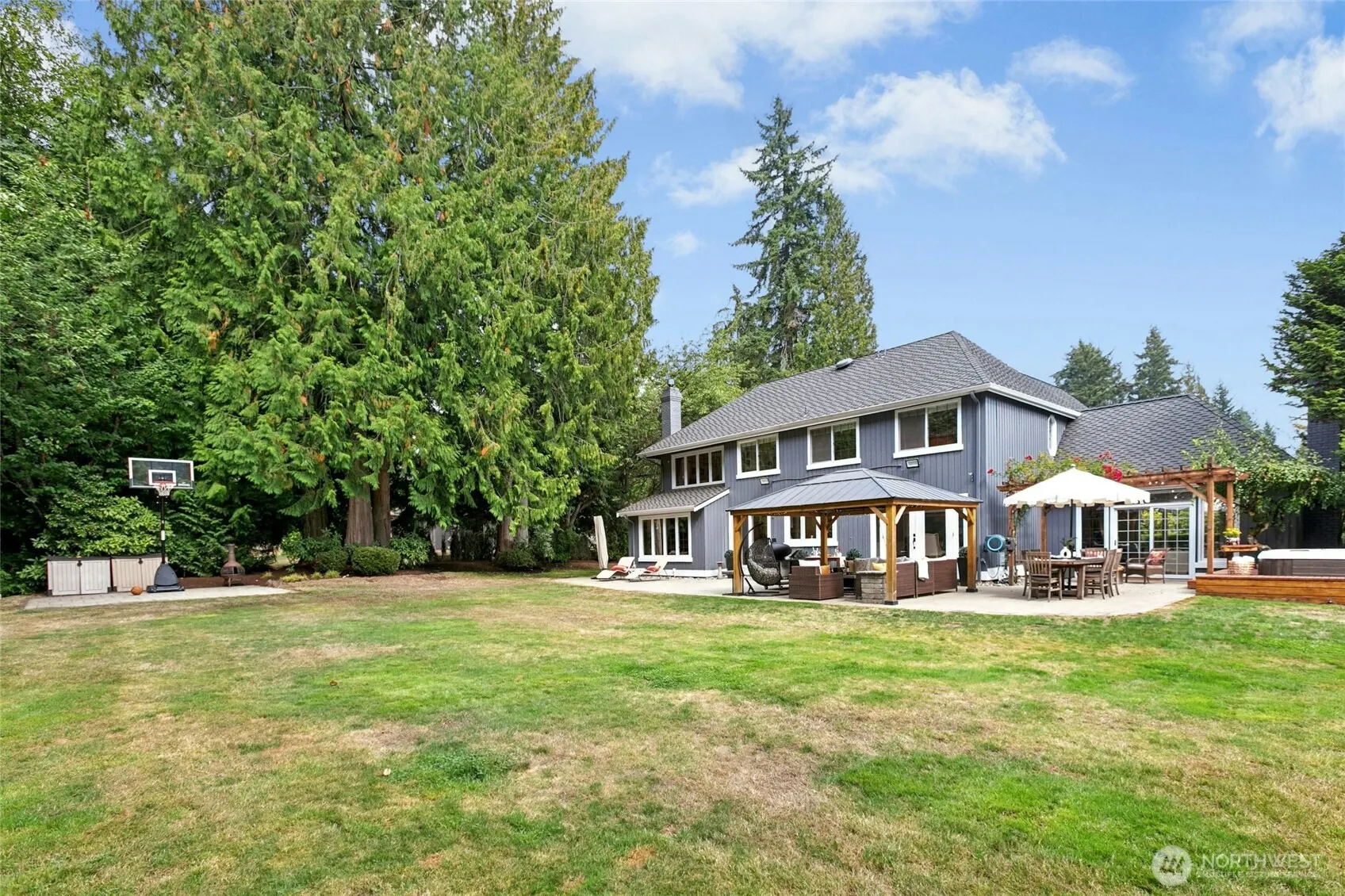 14359 172nd Avenue NE, Redmond, WA 98052