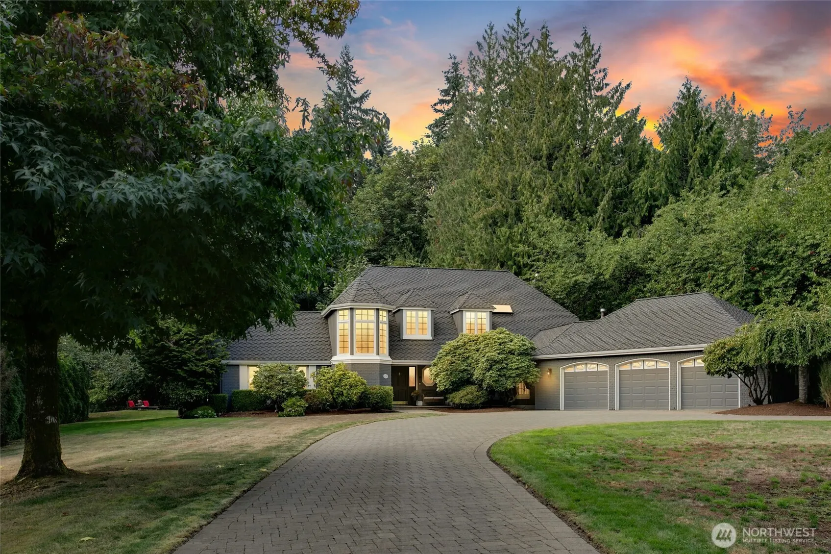 14359 172nd Avenue NE, Redmond, WA 98052