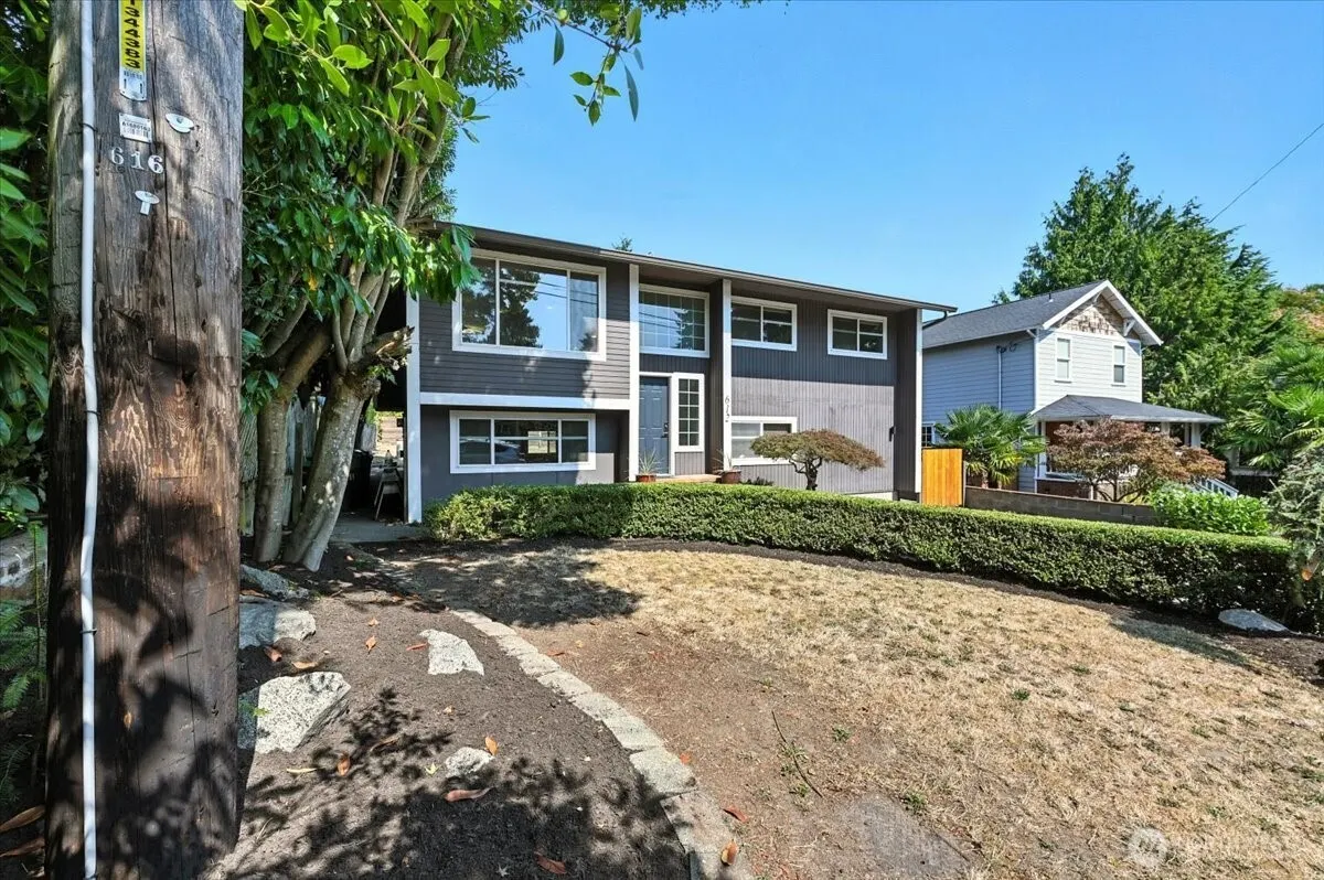 612 NW 89th Street , Seattle, WA 98117